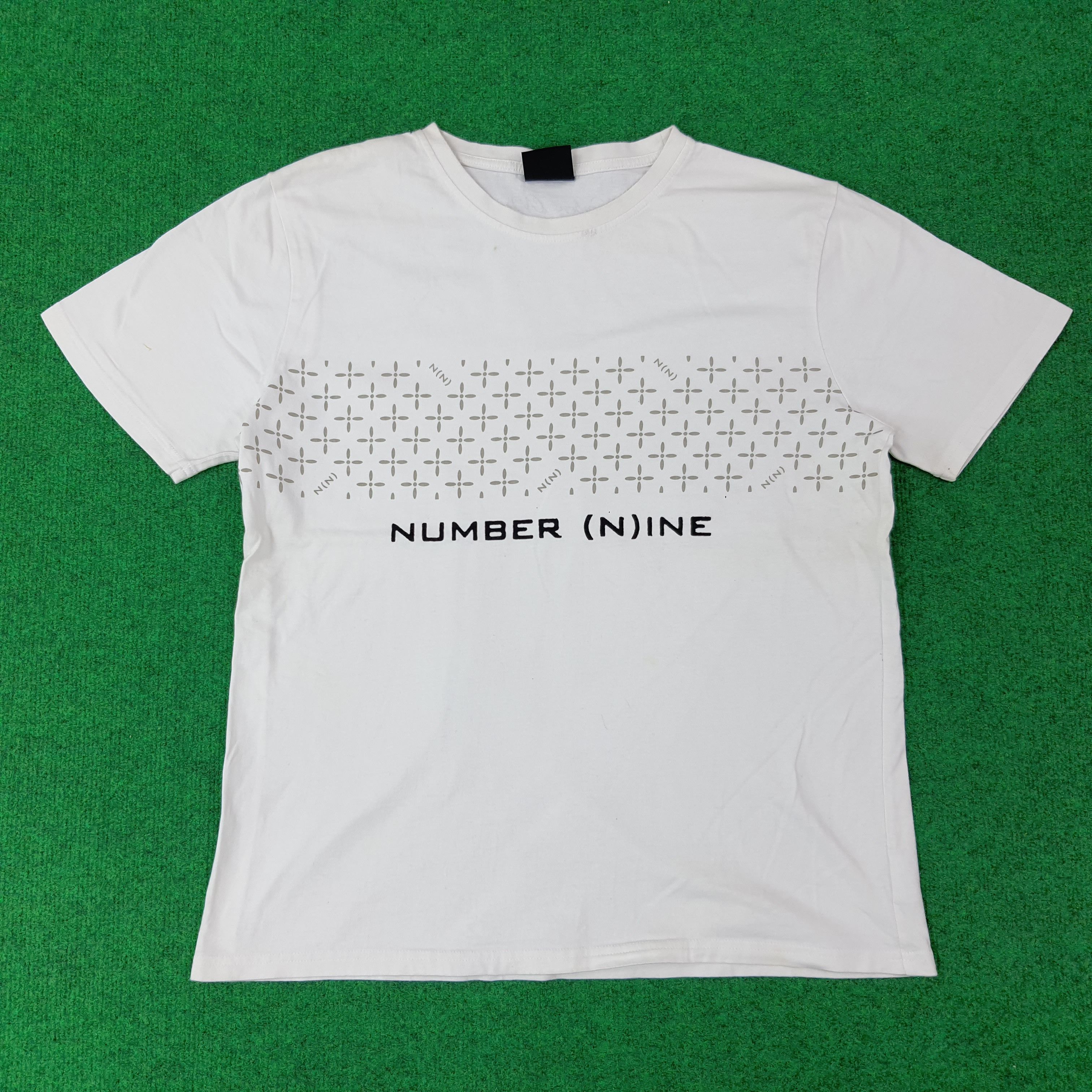 Number (N)ine Vintage Marlboro x Number Nine Japan Brand Tshirt C249N78 Size US L / EU 52-54 / 3 - 1 Thumbnail