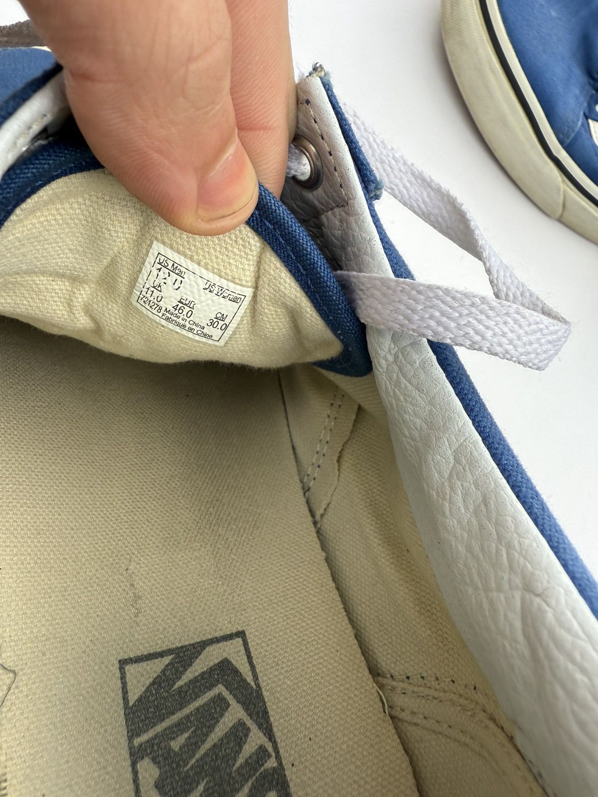 Vans Vans Old Skool Low Top Sneakers Blue White Men’s Size 12 Size US 12 / EU 45 - 8 Thumbnail