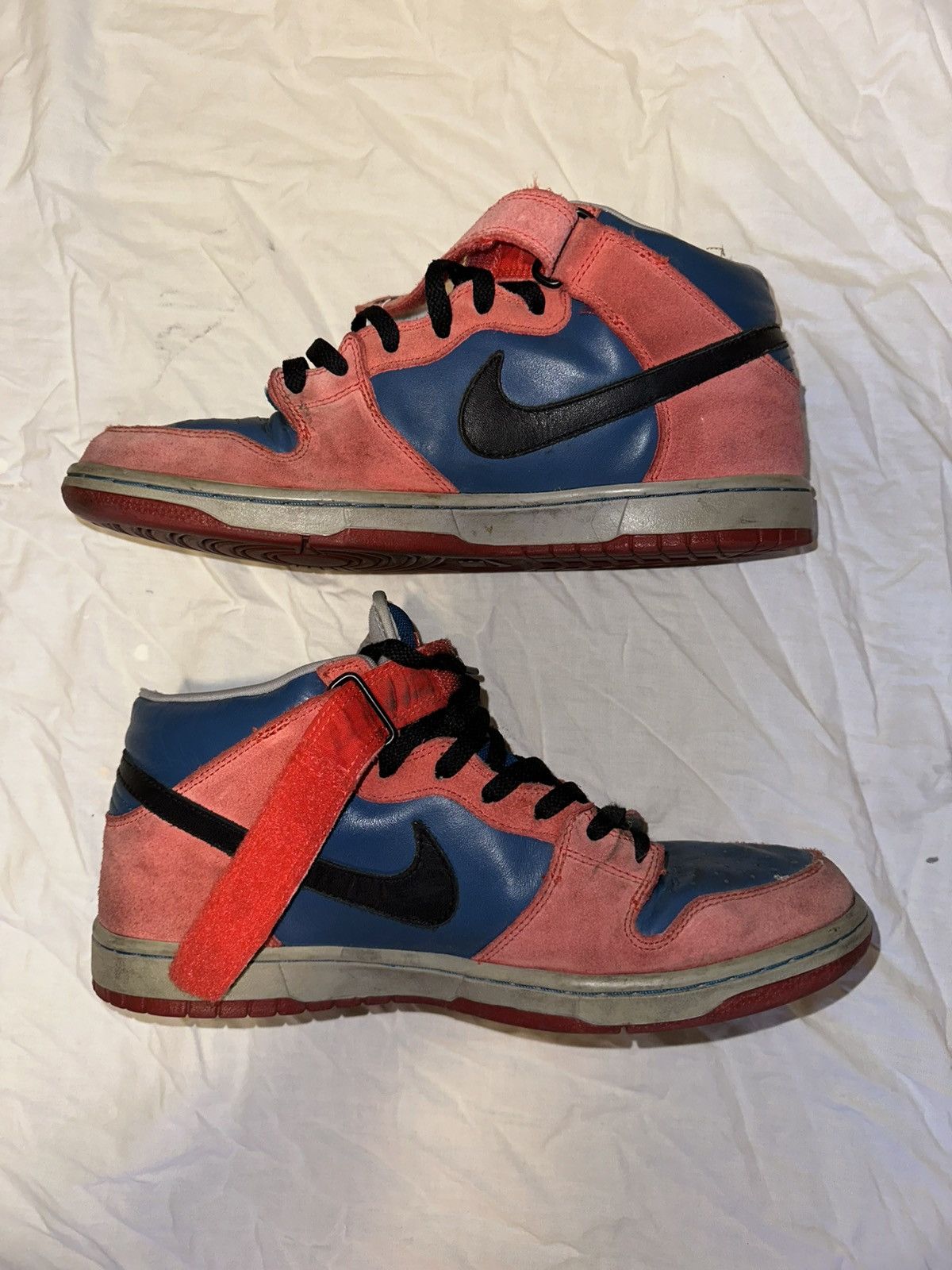 Nike 2008 nike dunk mid spiderman Size US 11.5 / EU 44-45 - 2 Thumbnail