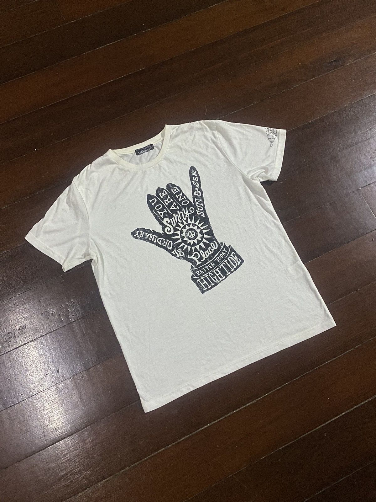 Beams Plus × Japanese Brand Rare Beams heart sunny place peaceful japanes brand Tee Size US M / EU 48-50 / 2 - 3 Thumbnail