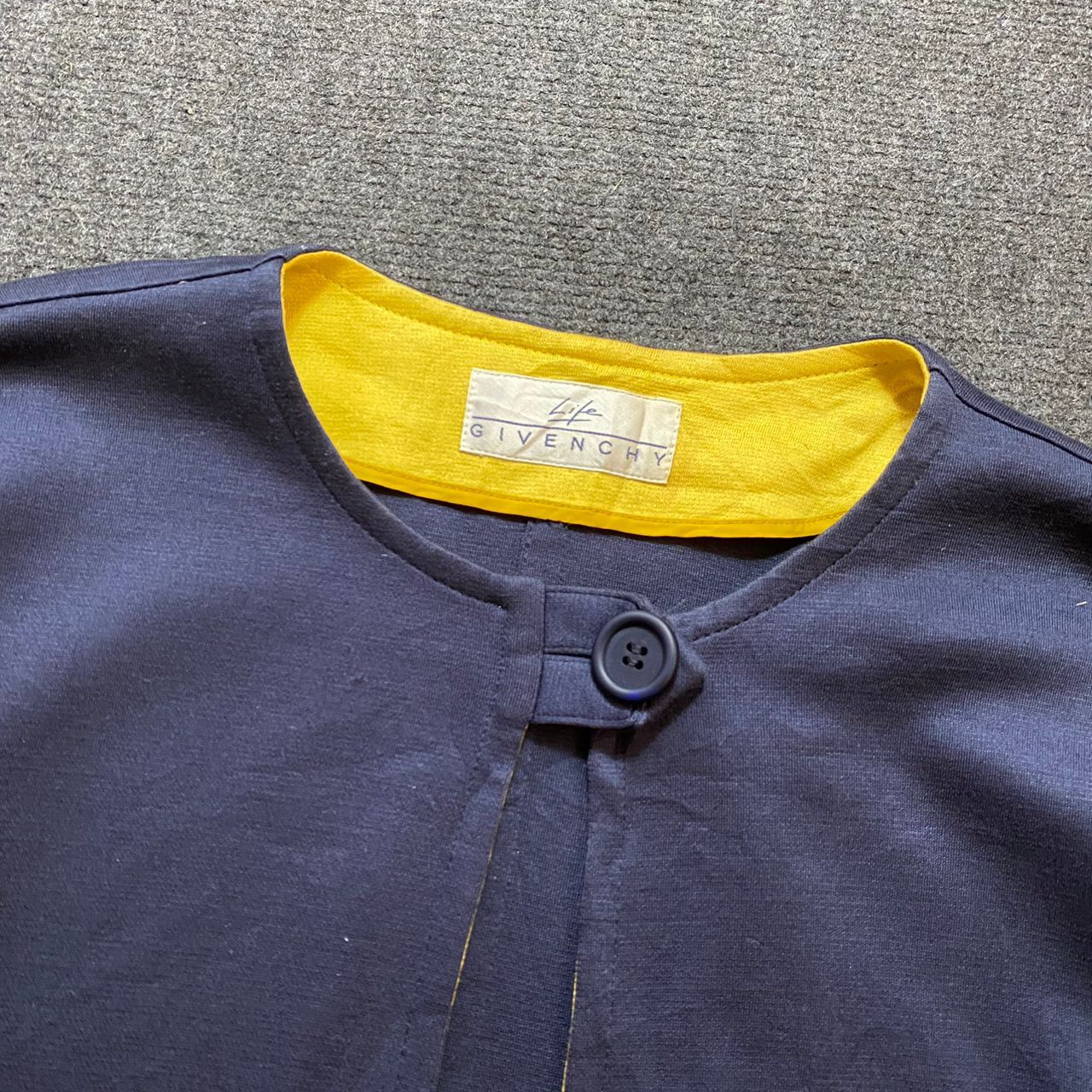 Givenchy × Vintage Givenchy Life Single Top Button Long Cardigan Size XL / US 12-14 / IT 48-50 - 3 Thumbnail