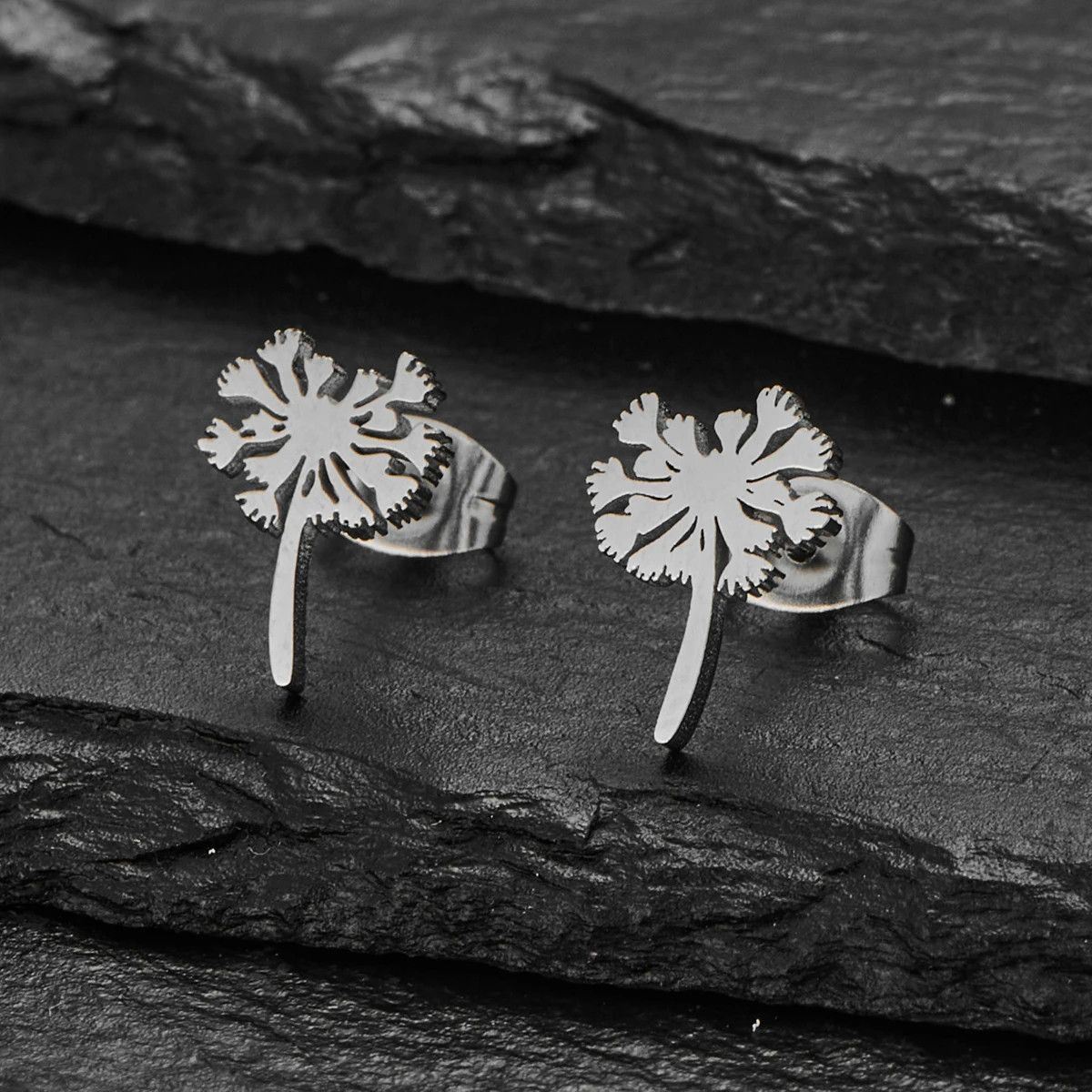 Jewelry Dandelion Flower Mini Stud Earrings Charm Earring Gift Size ONE SIZE - 1 Preview