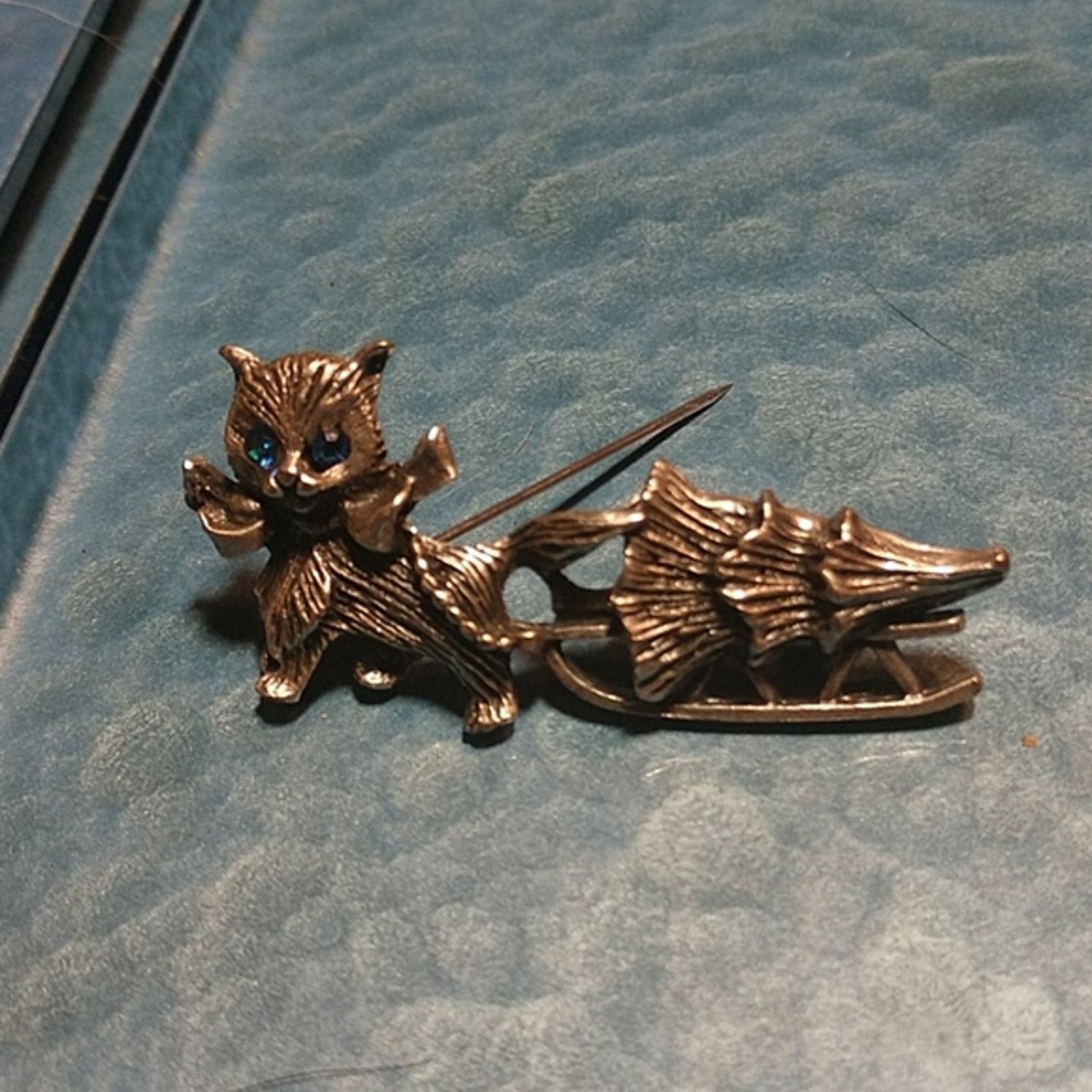 Vintage Kitty Silver Christmas Brooch Size ONE SIZE - 1 Preview