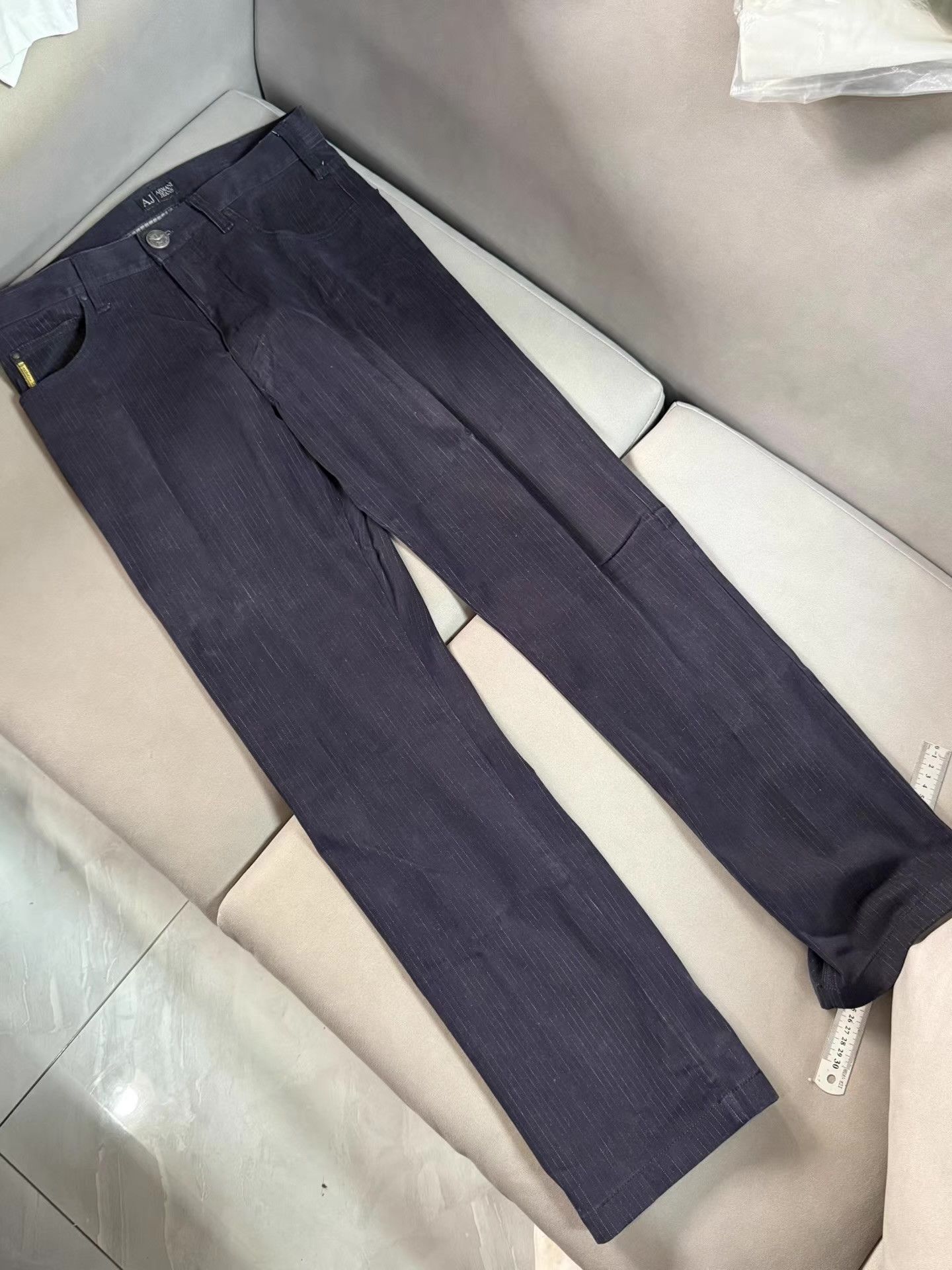 Armani Armani Jeans Men's Casual Trousers Ｑ20 Size US 34 / EU 50 - 1 Thumbnail