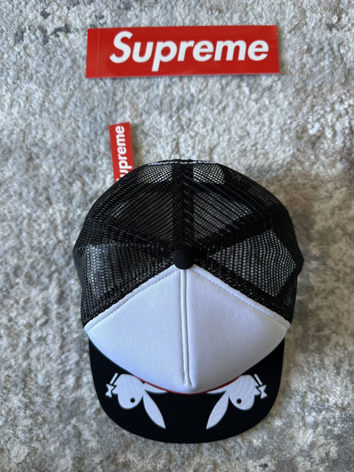 Playboy × Supreme Supreme x Playboy Mesh Back 5-Panel SS26/W3 Size ONE SIZE - 14 Thumbnail