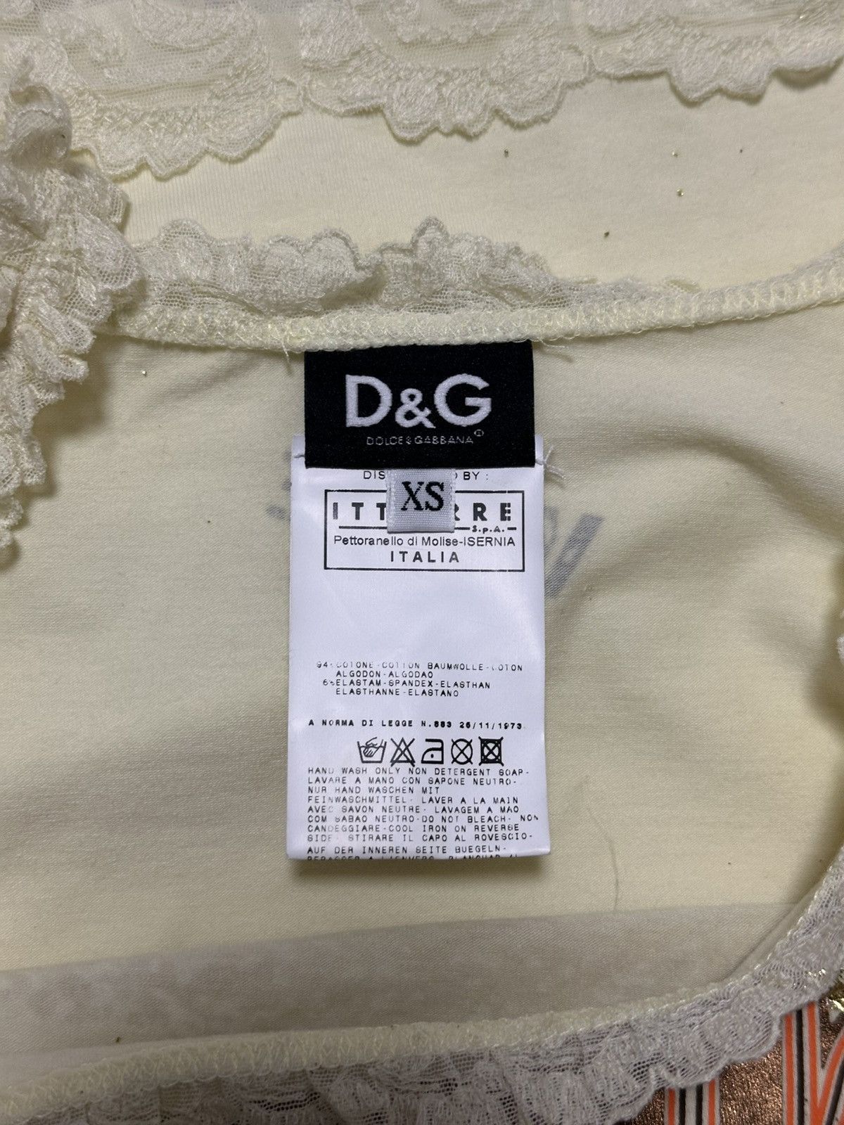 Dolce & Gabbana D&G Lace Trim Camisole with “B-NATURAL DO IT YOUR OWN WAY” Size XS / US 0-2 / IT 36-38 - 6 Thumbnail