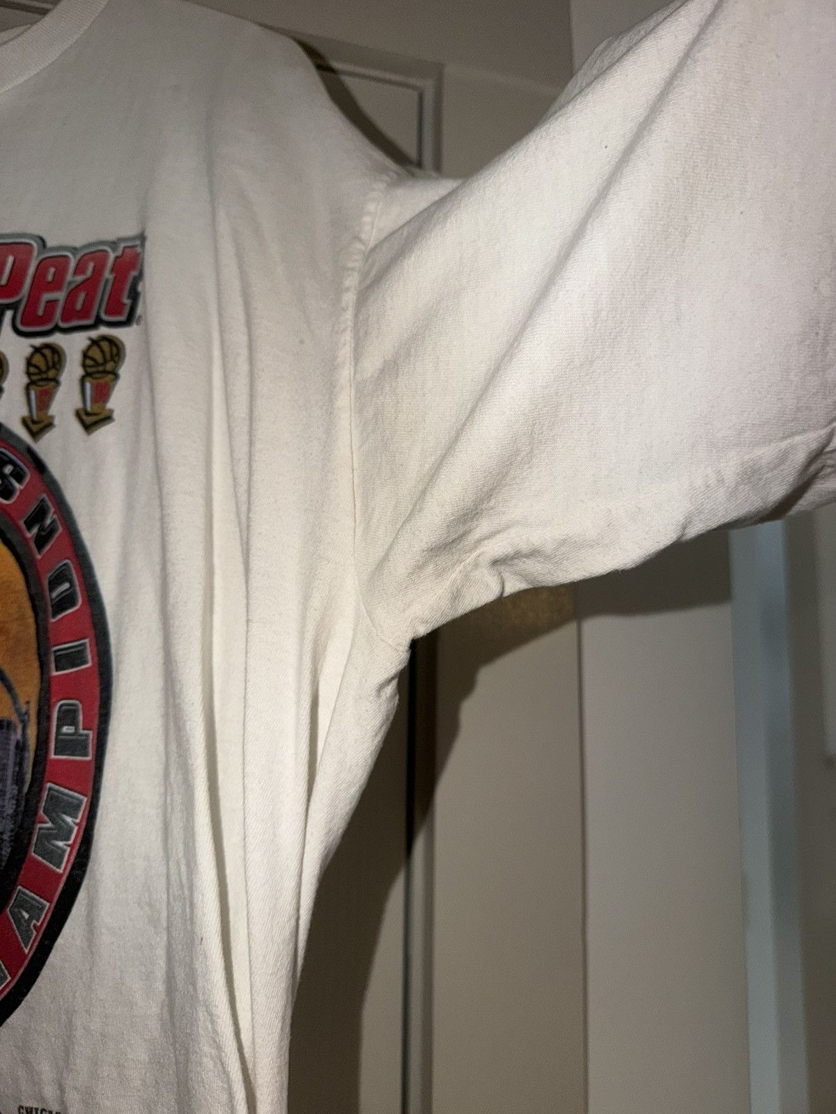 Starter Starter Chicago Bulls 3 Peat - XL Size US XL / EU 56 / 4 - 5 Thumbnail