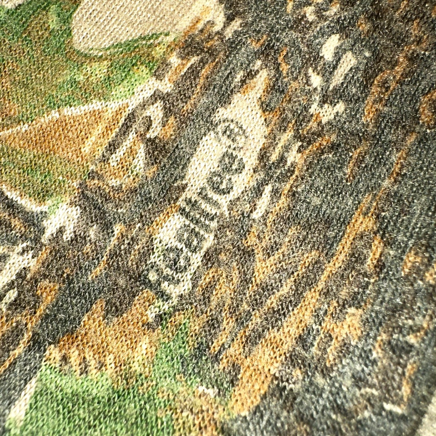 Realtree VINTAGE Camo 90s Real Tree VTG T Shirt Long Sleeve Pocket Mens M Green Forest Camouflage Graphic Print Size US M / EU 48-50 / 2 - 6 Thumbnail