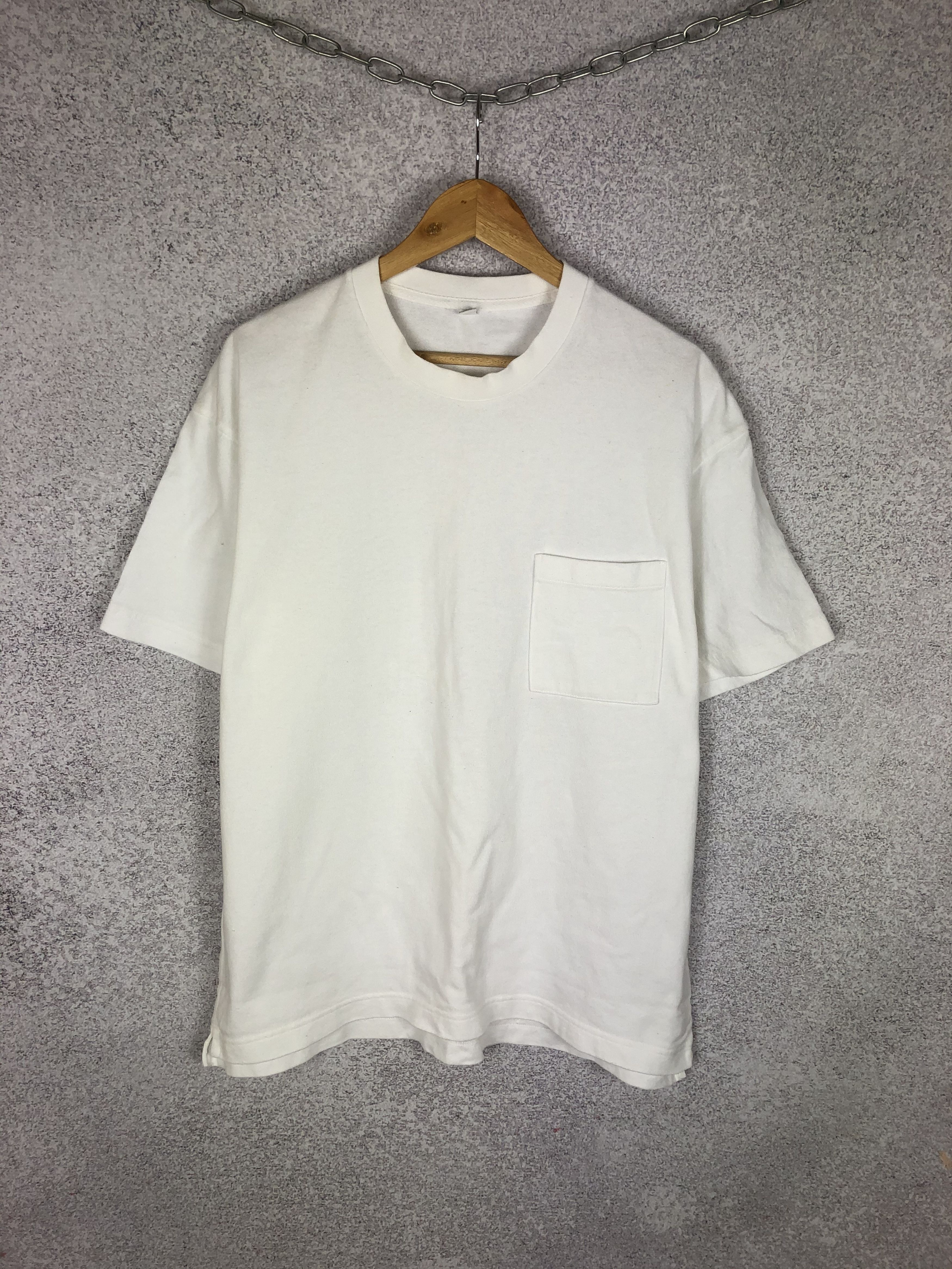 Uniqlo Uniqlo Oversized T-Shirt Blank Tee Size US L / EU 52-54 / 3 - 1 Thumbnail