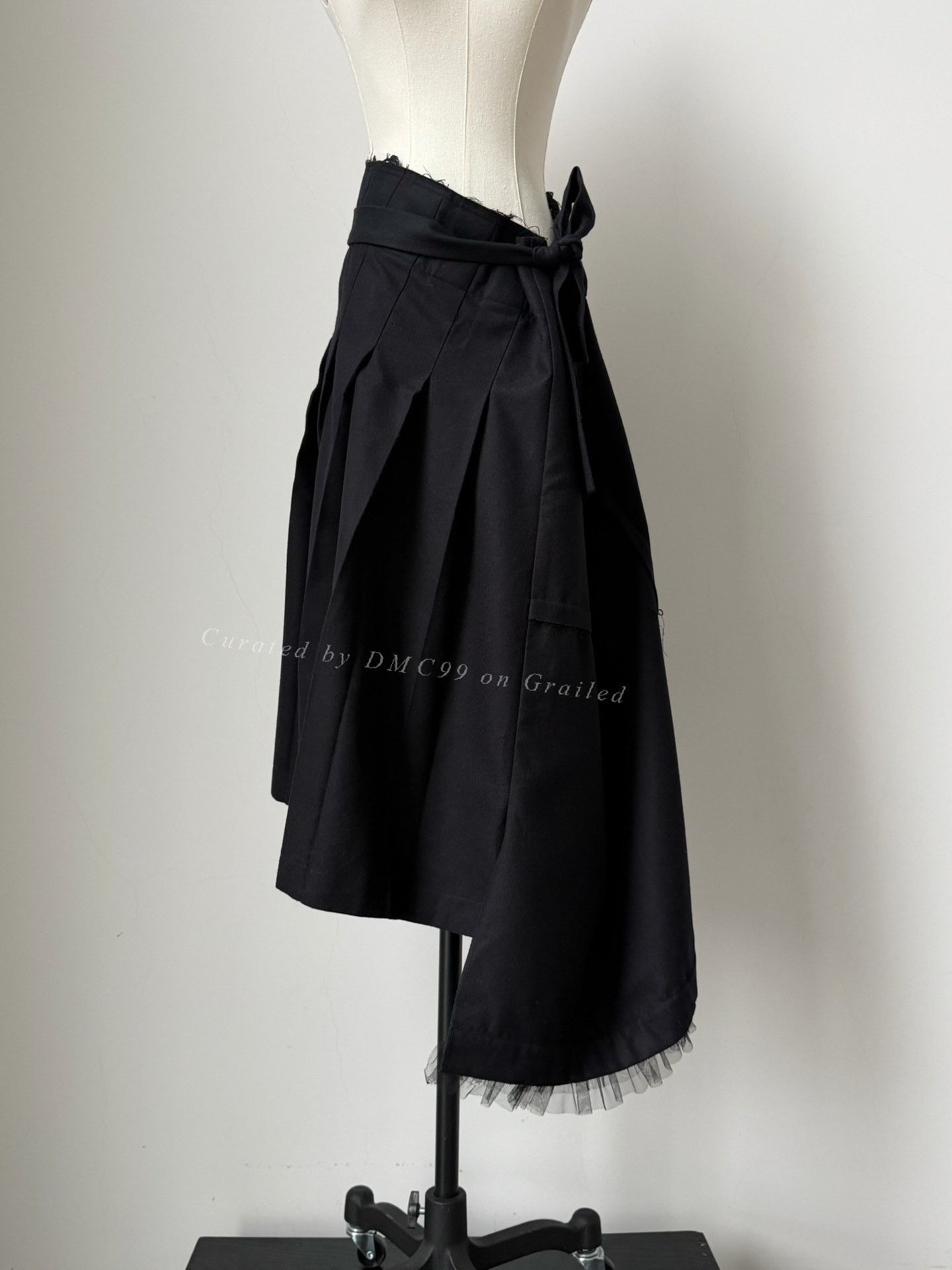 Comme des Garcons Comme des Garçons 2005 Asymmetric Wool Skirt Size 38" / US 16 / IT 52 - 1 Thumbnail