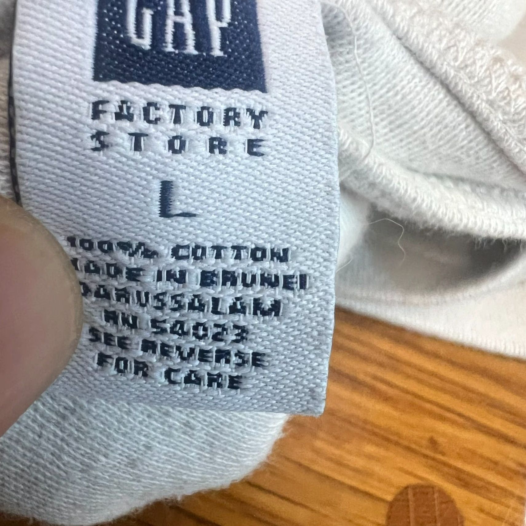 Gap Gap Shirt Women L White Cotton Short Sleeve Round Neck Pullover T-Shirt Basic Womens Size L / US 10 / IT 46 - 7 Thumbnail