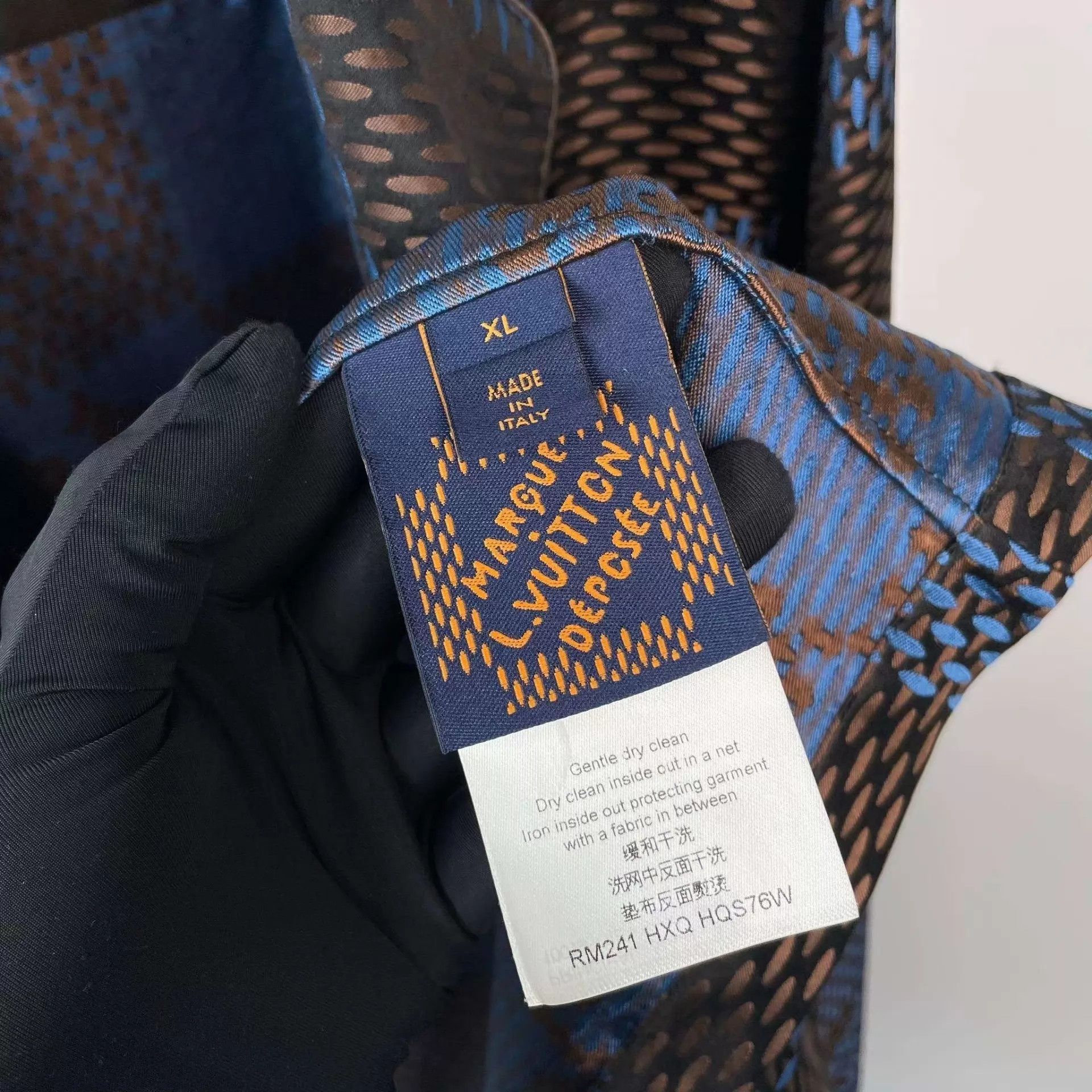 Louis Vuitton 98 New LV Monogram blue XL jacket Size US XL / EU 56 / 4 - 4 Thumbnail