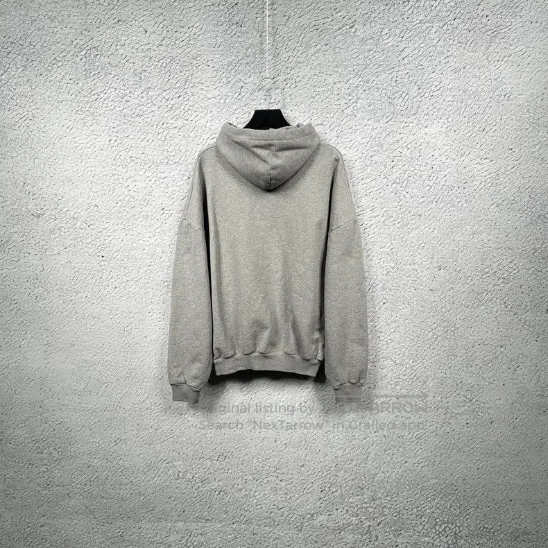 Balenciaga Balenciaga Grey letter logo print gradient classic hooded Size US M / EU 48-50 / 2 - 2 Thumbnail