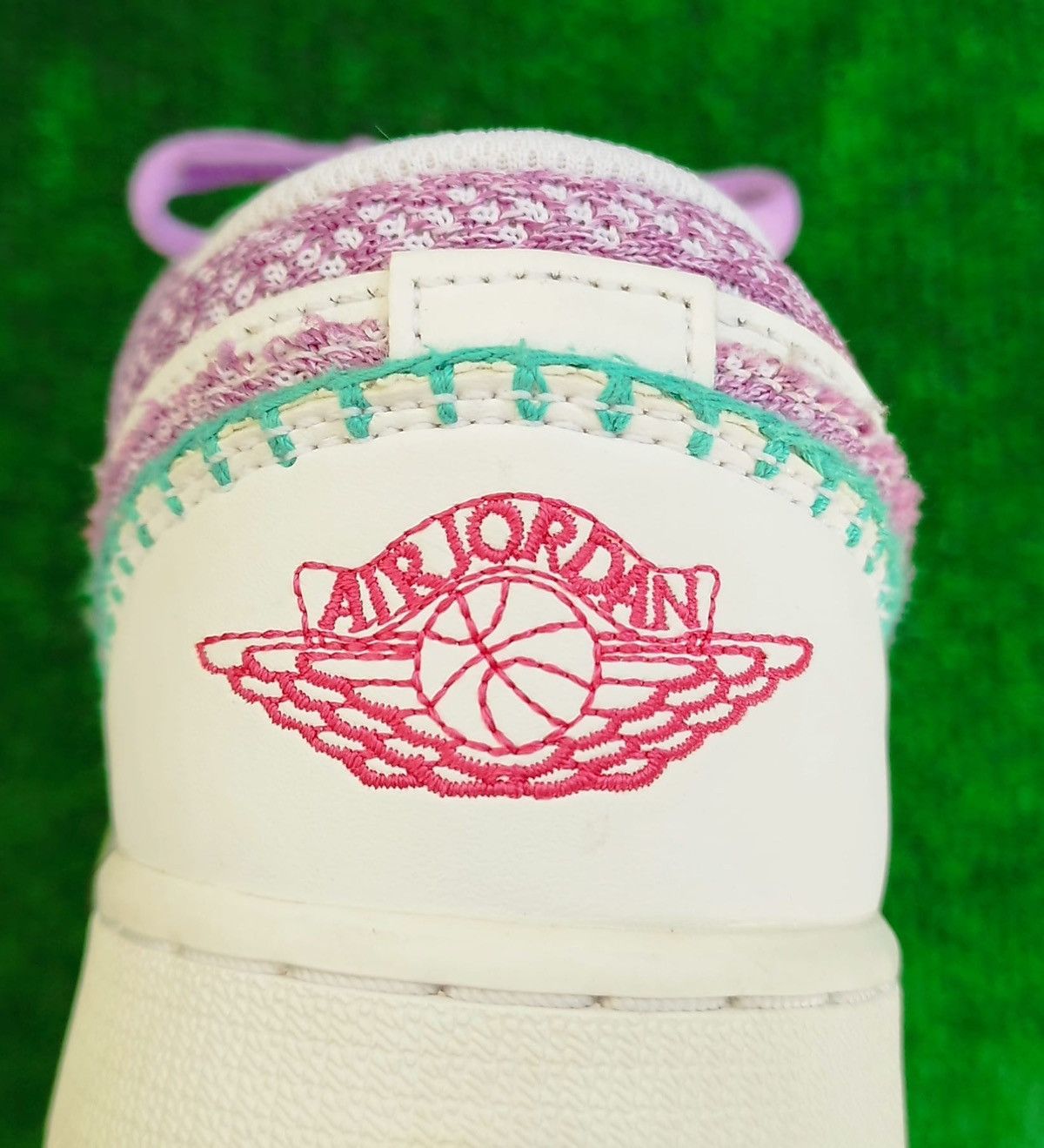 Jordan Brand Air Jordan 1 Low White Light Bordeaux Size US 6 / IT 36 - 7 Thumbnail