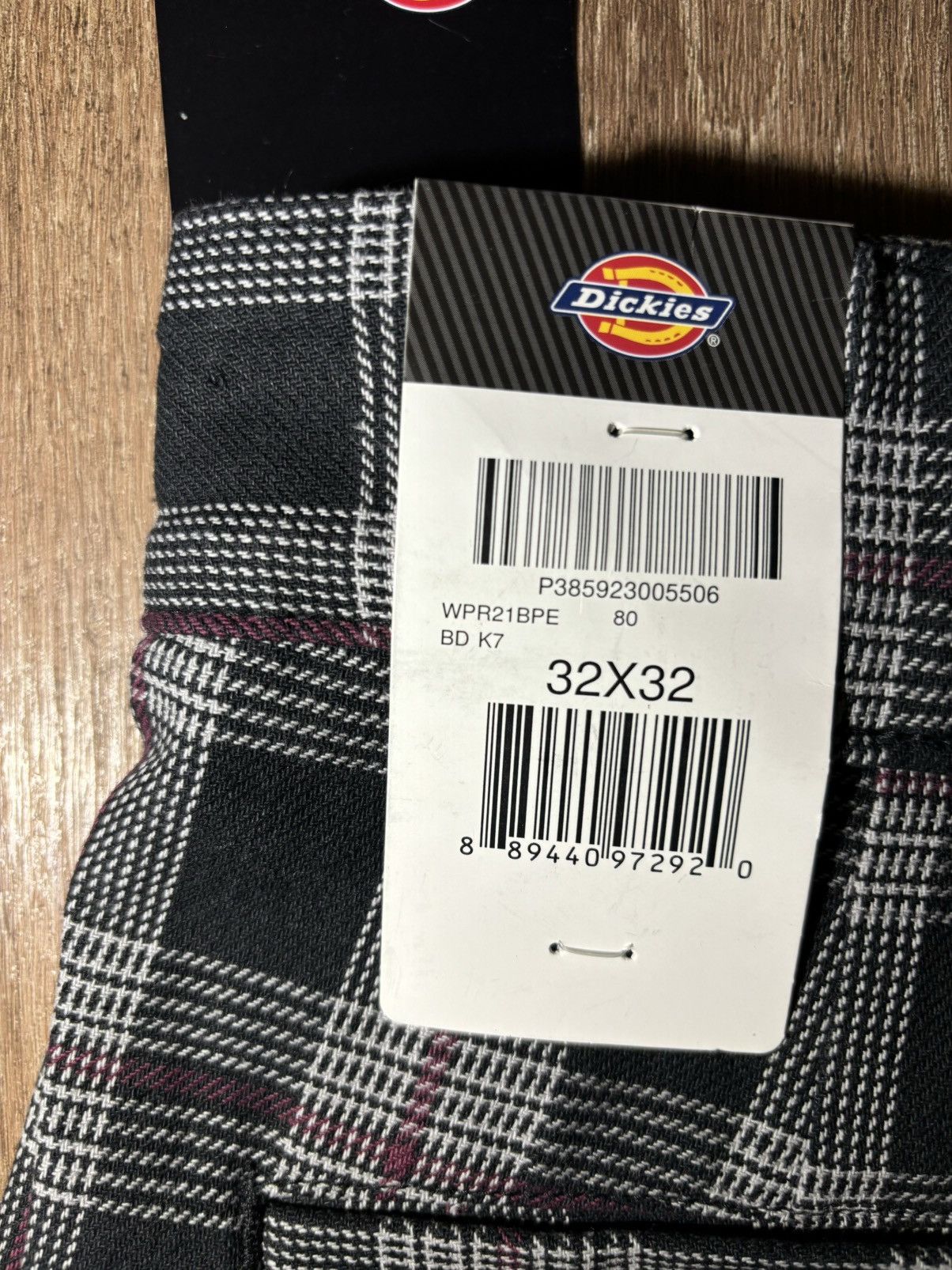 Dickies × Vintage ***FINAL DROP***RARE BNWT DICKIES REGULAR FIT CHECKER 32x32 Size US 32 / EU 48 - 14 Thumbnail