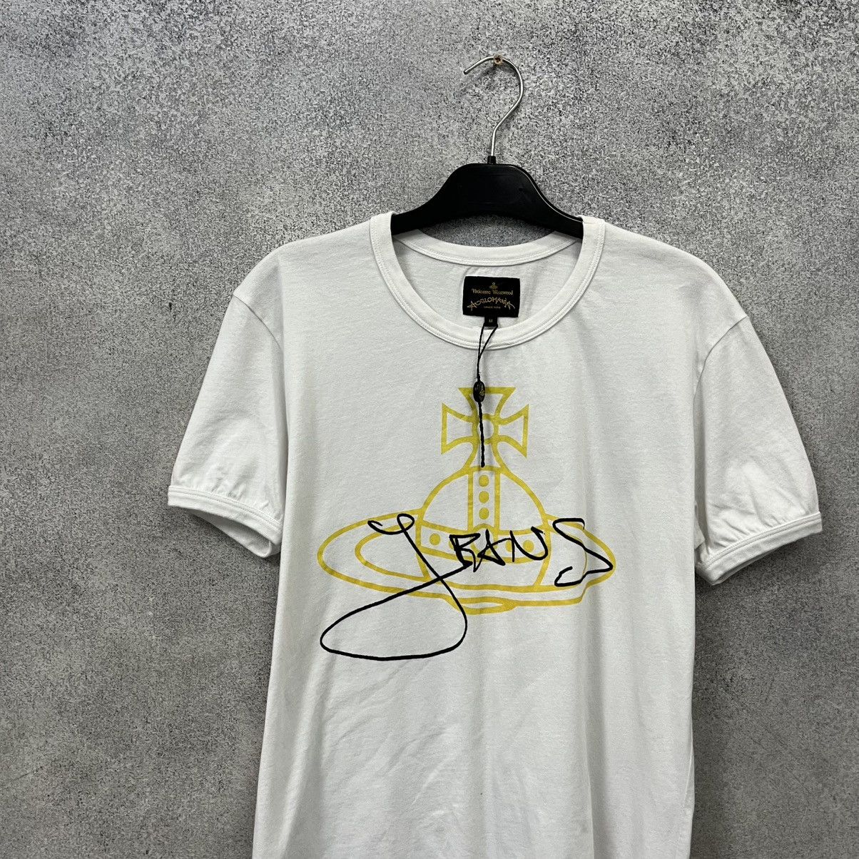 Vivienne Westwood Vivienne Westwood T shirt Big Logo White Size US M / EU 48-50 / 2 - 3 Thumbnail