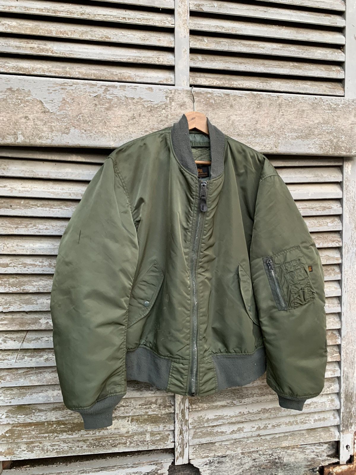 Alpha Industries VINTAGE ALPHA INDUSTRIES MA1 MAN INTERMEDIATE BOMBER JACKET Size US L / EU 52-54 / 3 - 2 Thumbnail
