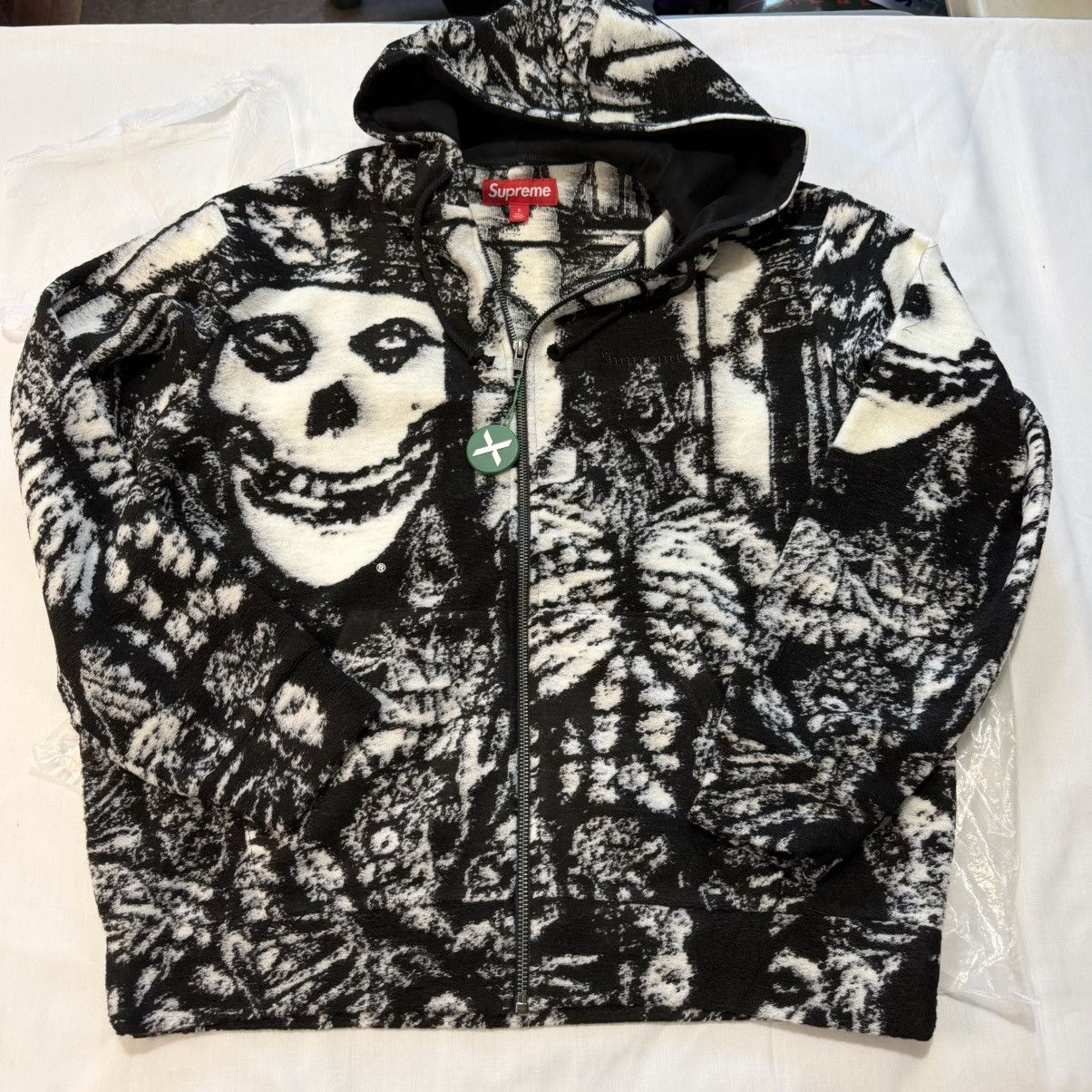 Misfits × Supreme Supreme x Misfits Zip Sweater Brand New SS26 Size US S / EU 44-46 / 1 - 3 Thumbnail