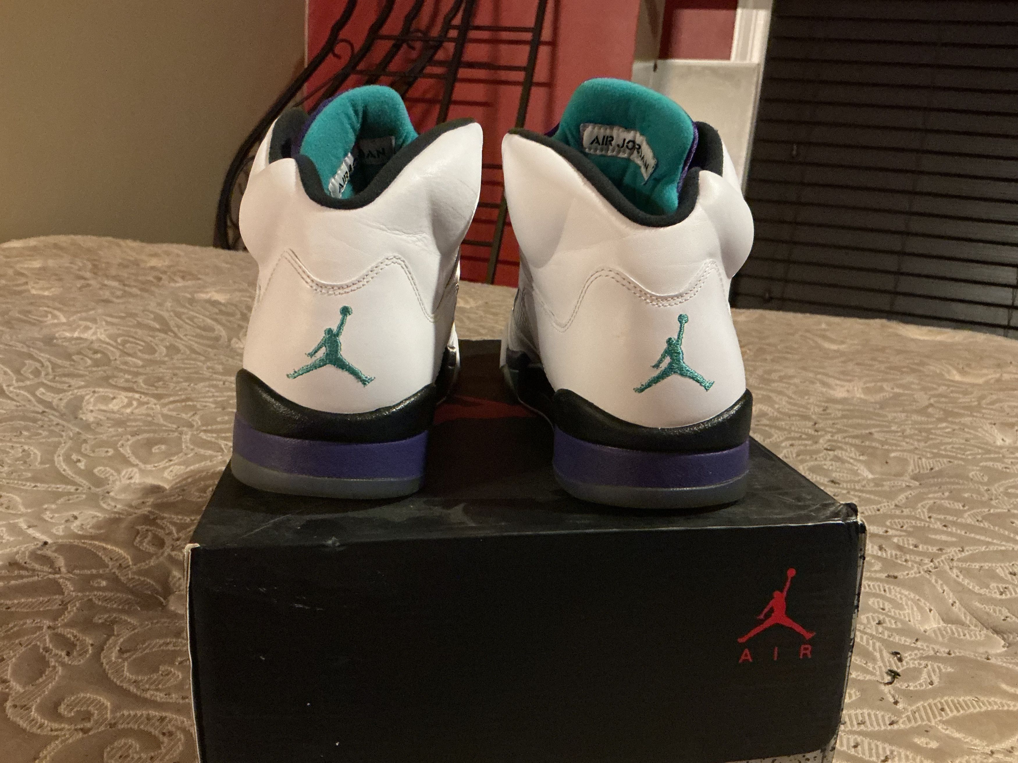 Jordan Brand Jordan 5 Grapes Size US 9 / EU 42 - 2 Thumbnail