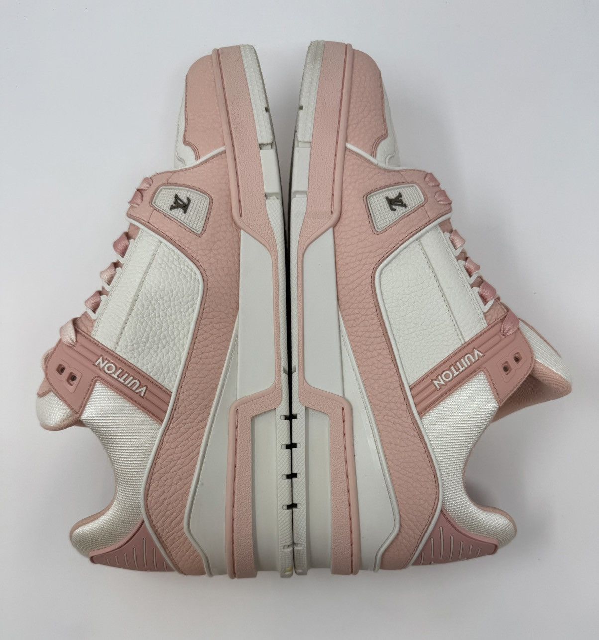 Louis Vuitton Louis Vuitton Trainer Sneaker Pink/White Size US 12 / EU 45 - 4 Thumbnail
