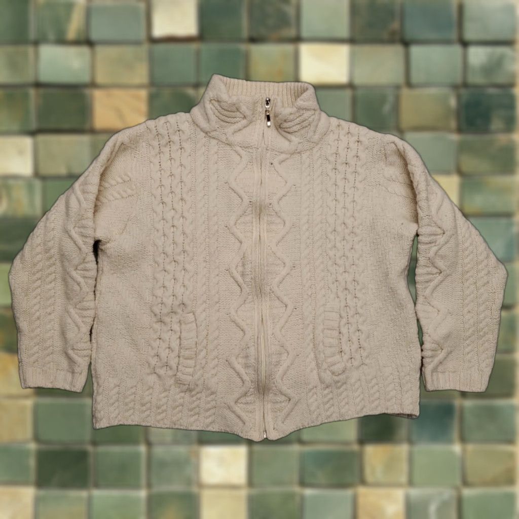 Vintage VINTAGE Aran Crafts Sweater Cardigan Large White Wool Cable Knit Full Zip Women L Size L / US 10 / IT 46 - 1 Thumbnail