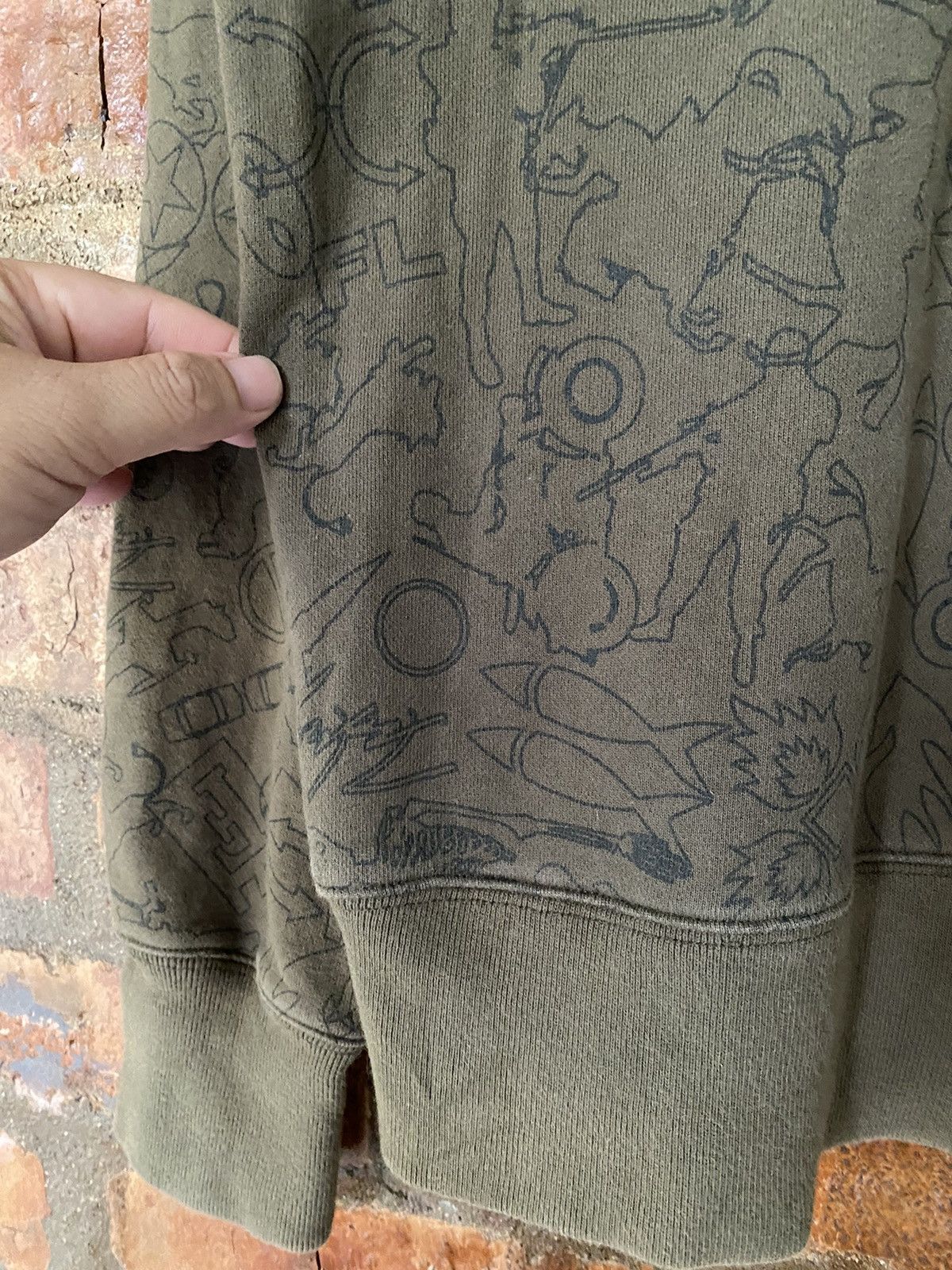 Futura OG 2000s Futura Pencil Grafiti all logo sweatshirts Size US XL / EU 56 / 4 - 11 Thumbnail