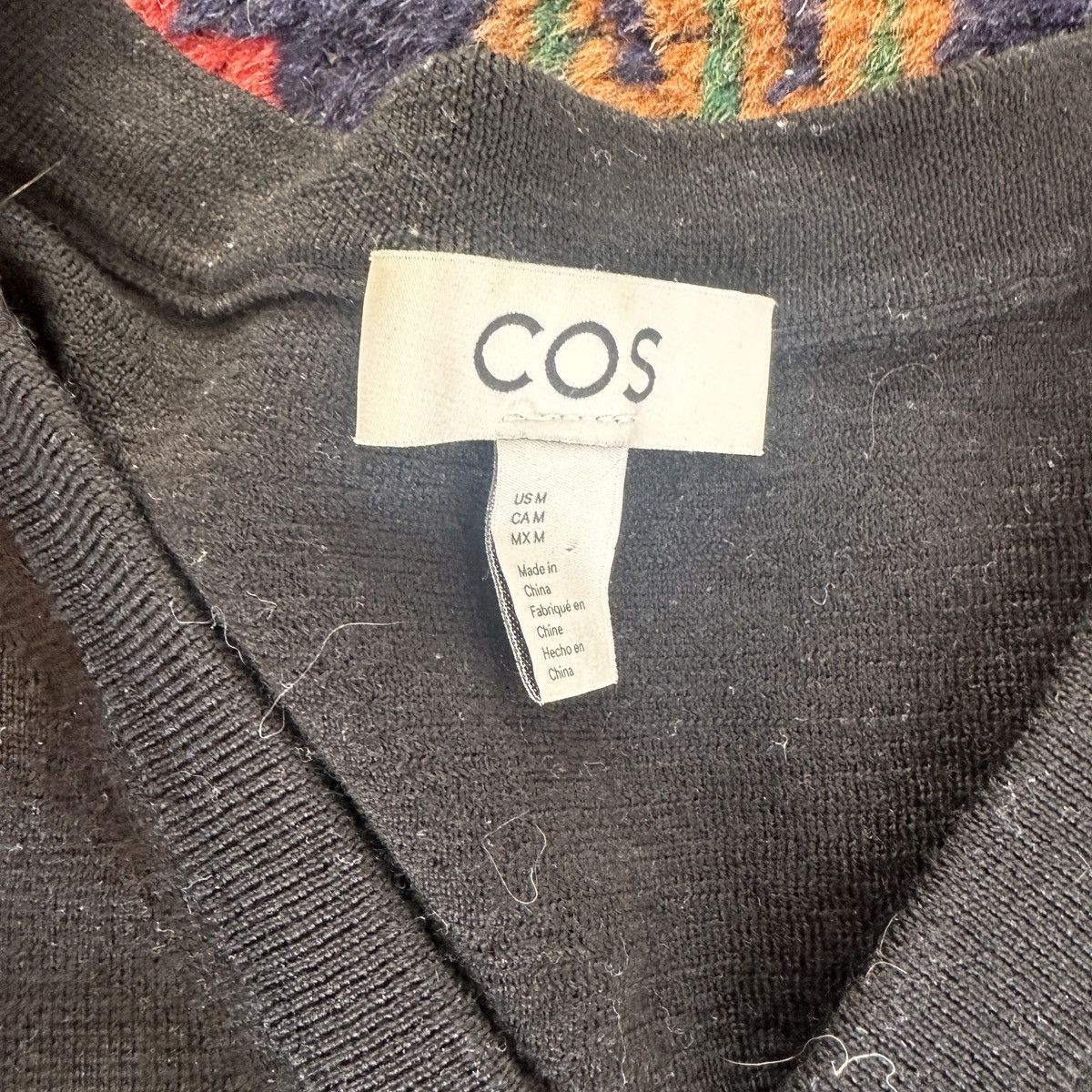 Cos COS V-Neck Milano-Knit Wool Vest Black Size US M / EU 48-50 / 2 - 2 Thumbnail