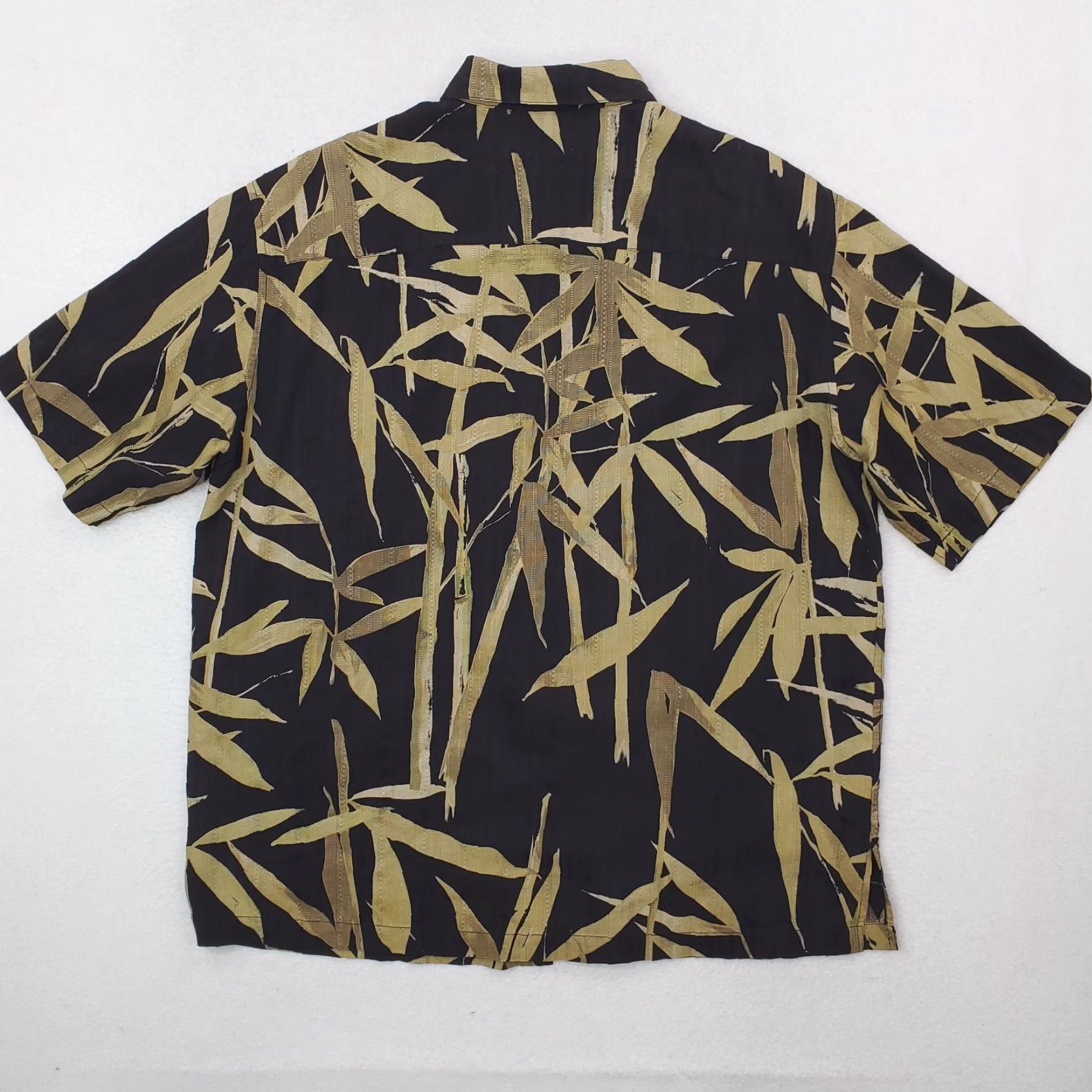 Tori Richard Hawaiian Shirt Mens Large Black Silk Blend Tropical