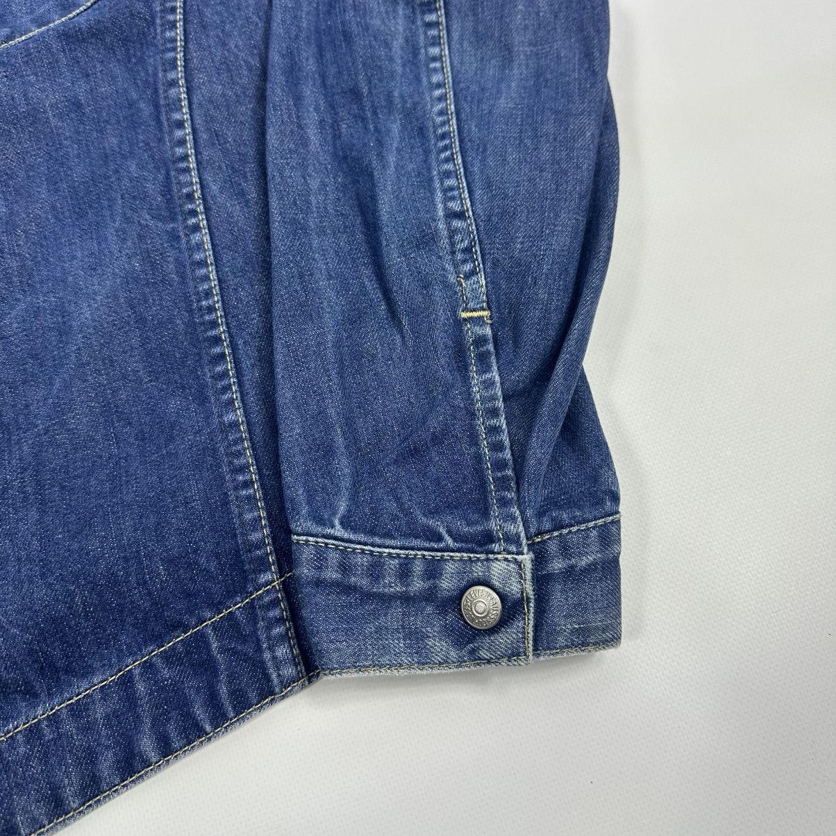 Levi's VINTAGE LEVIS ENGINEERED JEANS DENIM JACKET Size US L / EU 52-54 / 3 - 4 Thumbnail