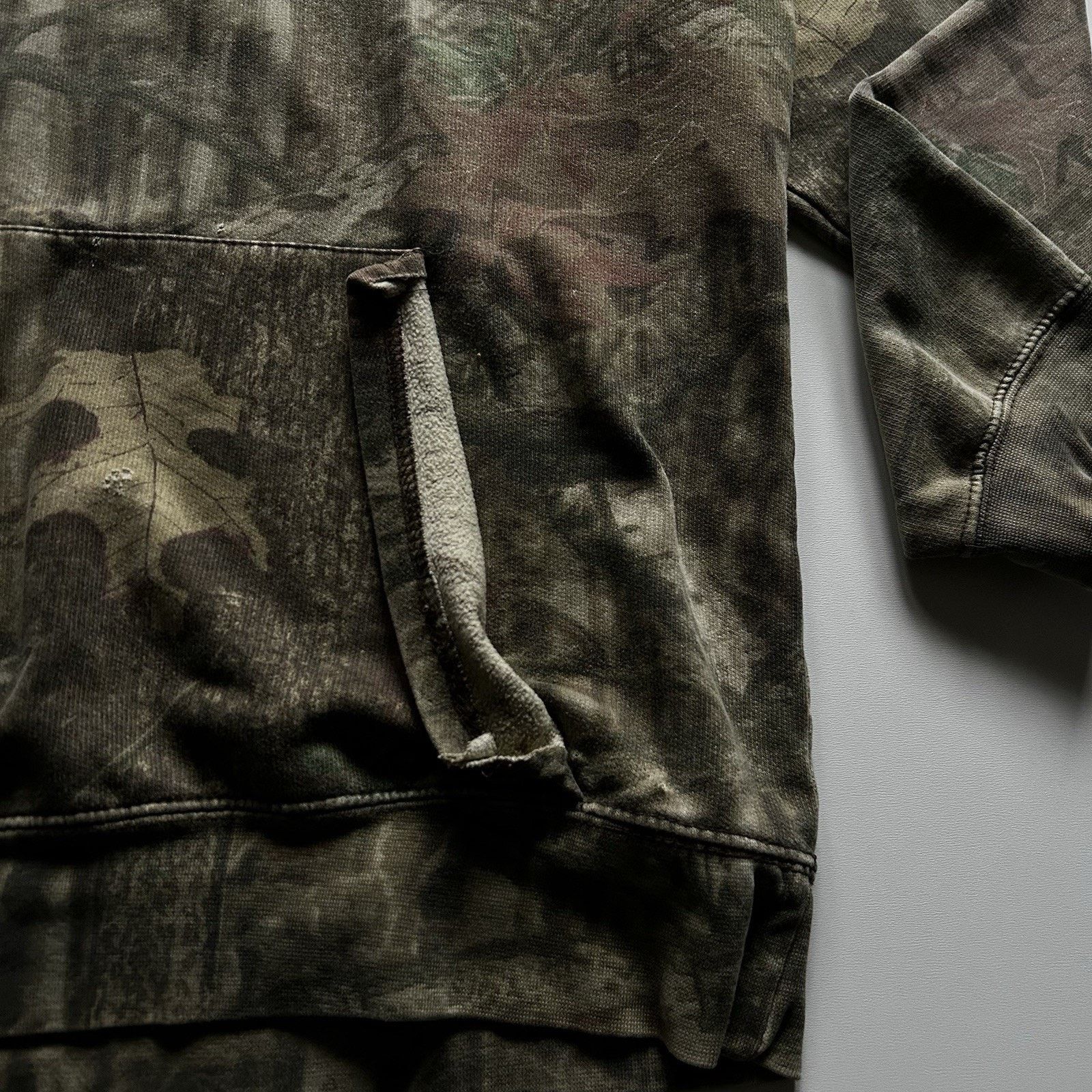 Realtree × Vintage Vintage Realtree Camo Hoodie Size Medium Y2K Camouflage Rare Size US M / EU 48-50 / 2 - 3 Thumbnail