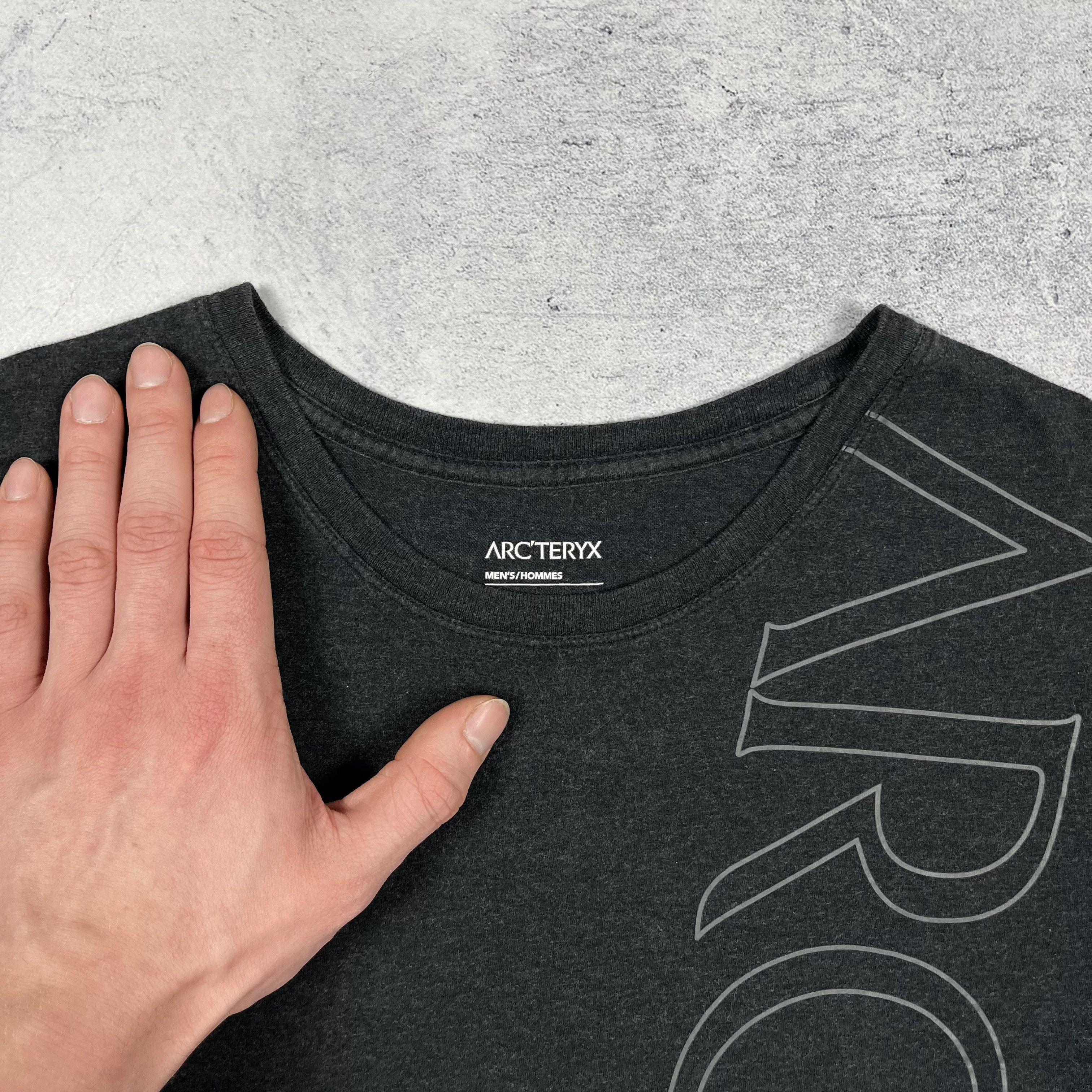 Arc'teryx Arc'teryx Big Logo Macro T Shirt Size US L / EU 52-54 / 3 - 6 Thumbnail