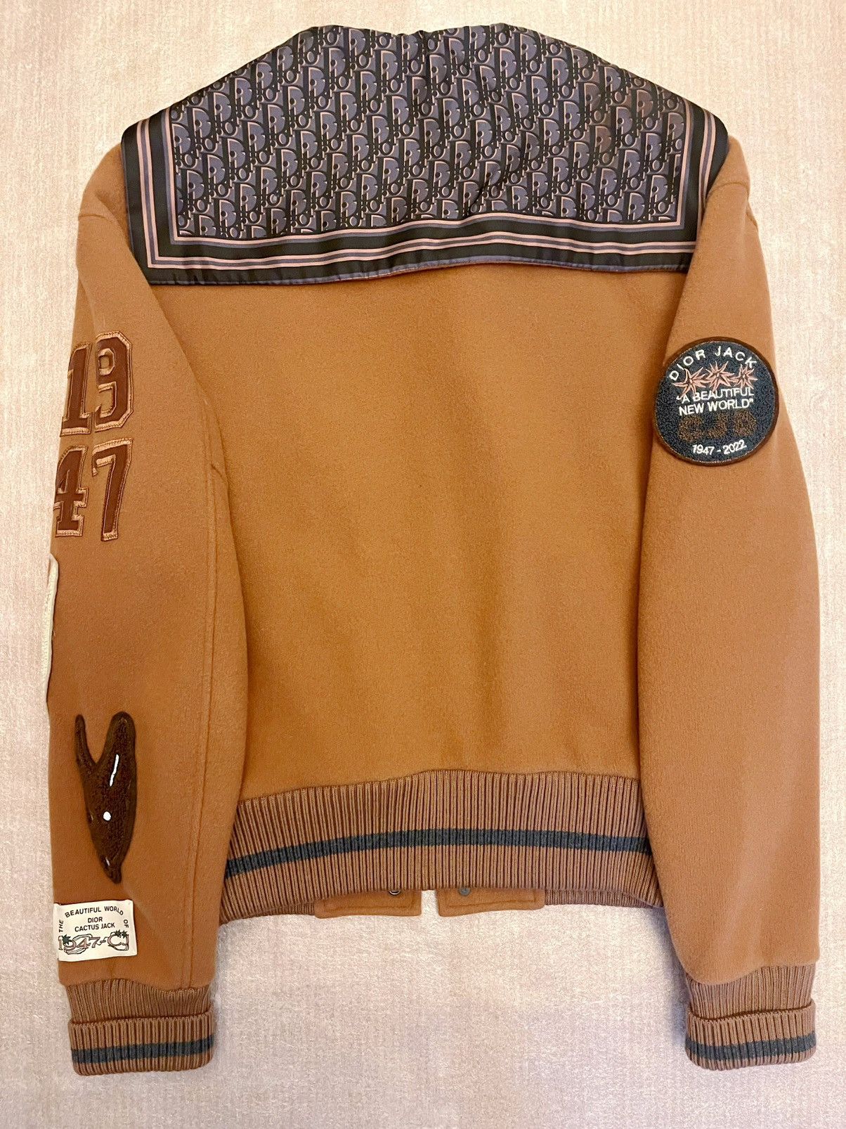 Dior Dior luxury coat Size US S / EU 44-46 / 1 - 12 Thumbnail