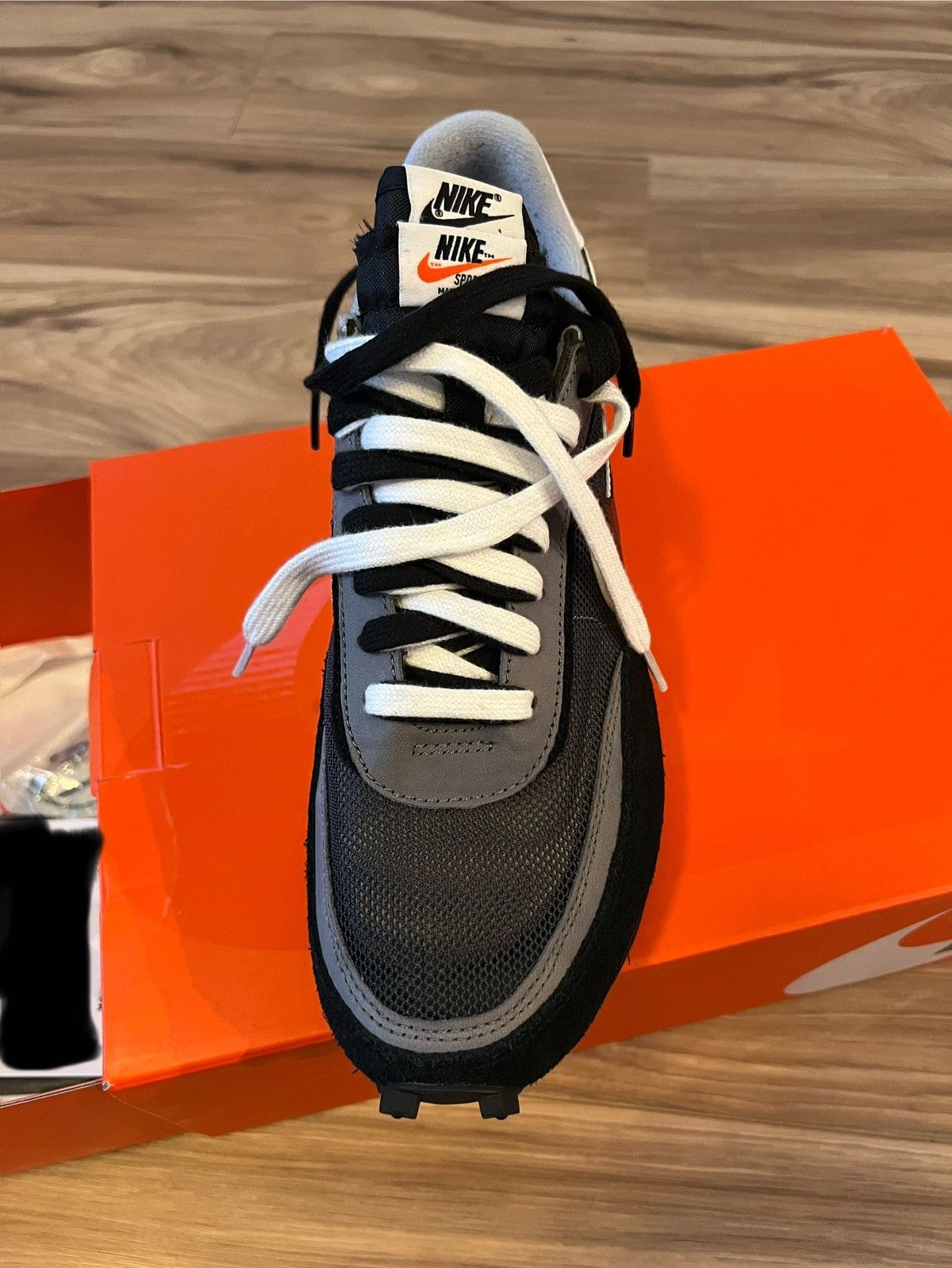 Nike × Sacai Nike Sacai LD Waffle Black and White Size US 9 / EU 42 - 13 Thumbnail