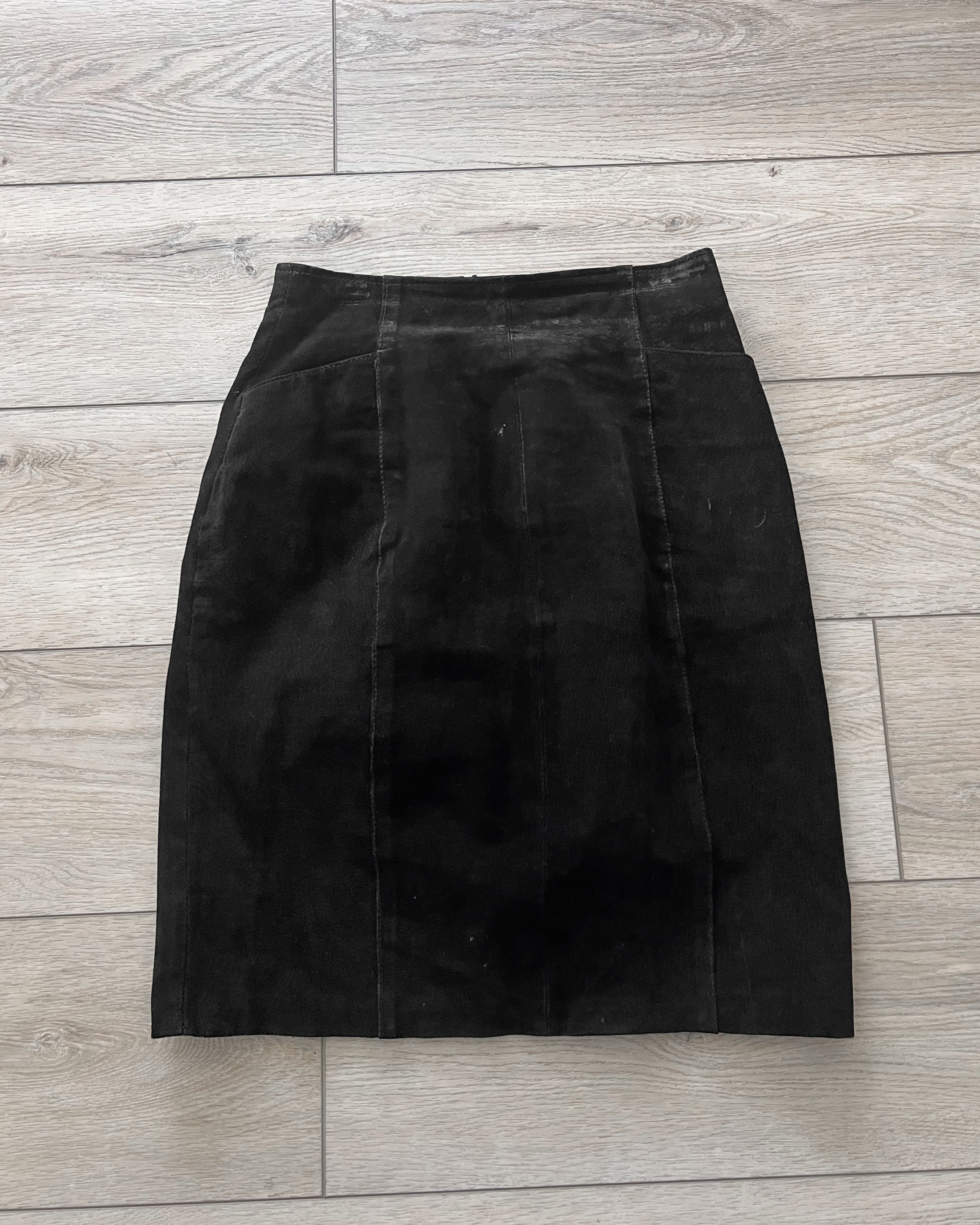 Vintage True Vintage 90’s Wilsons Leather Suede Skirt Black Size 27" / US 4 / IT 40 - 1 Thumbnail
