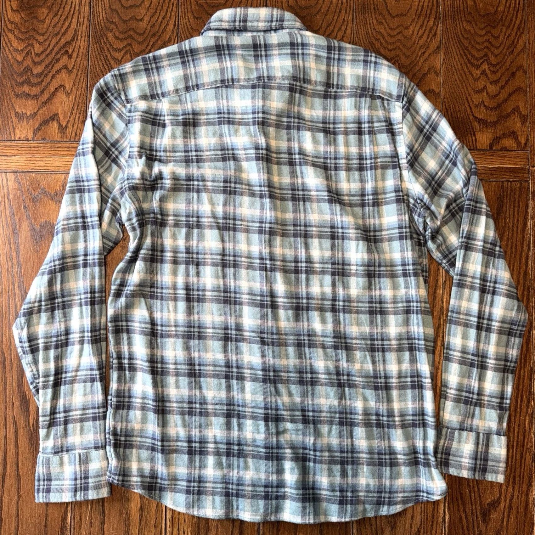 Faherty Faherty Flannel Shirt Mens Medium Plaid Blue White Long Sleeve Button Soft Woven Shirt Mens M Blue Plaid Button-Up Casual Classic Outdoor Mens Size US M / EU 48-50 / 2 - 5 Thumbnail