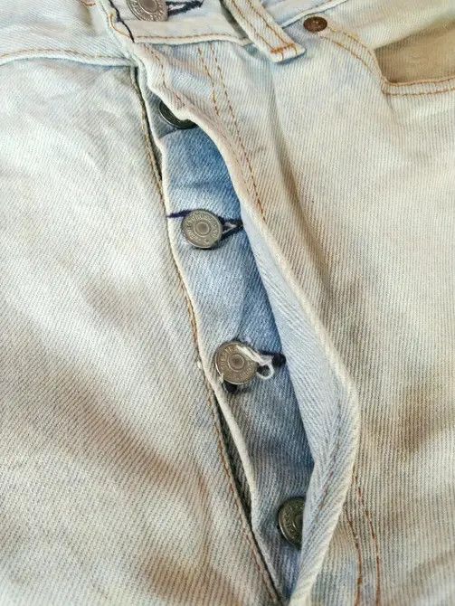 Levi's 80s Vintage Levi's 501 Made In USA Distressed Jeans 33x30 Size US 33 - 10 Thumbnail
