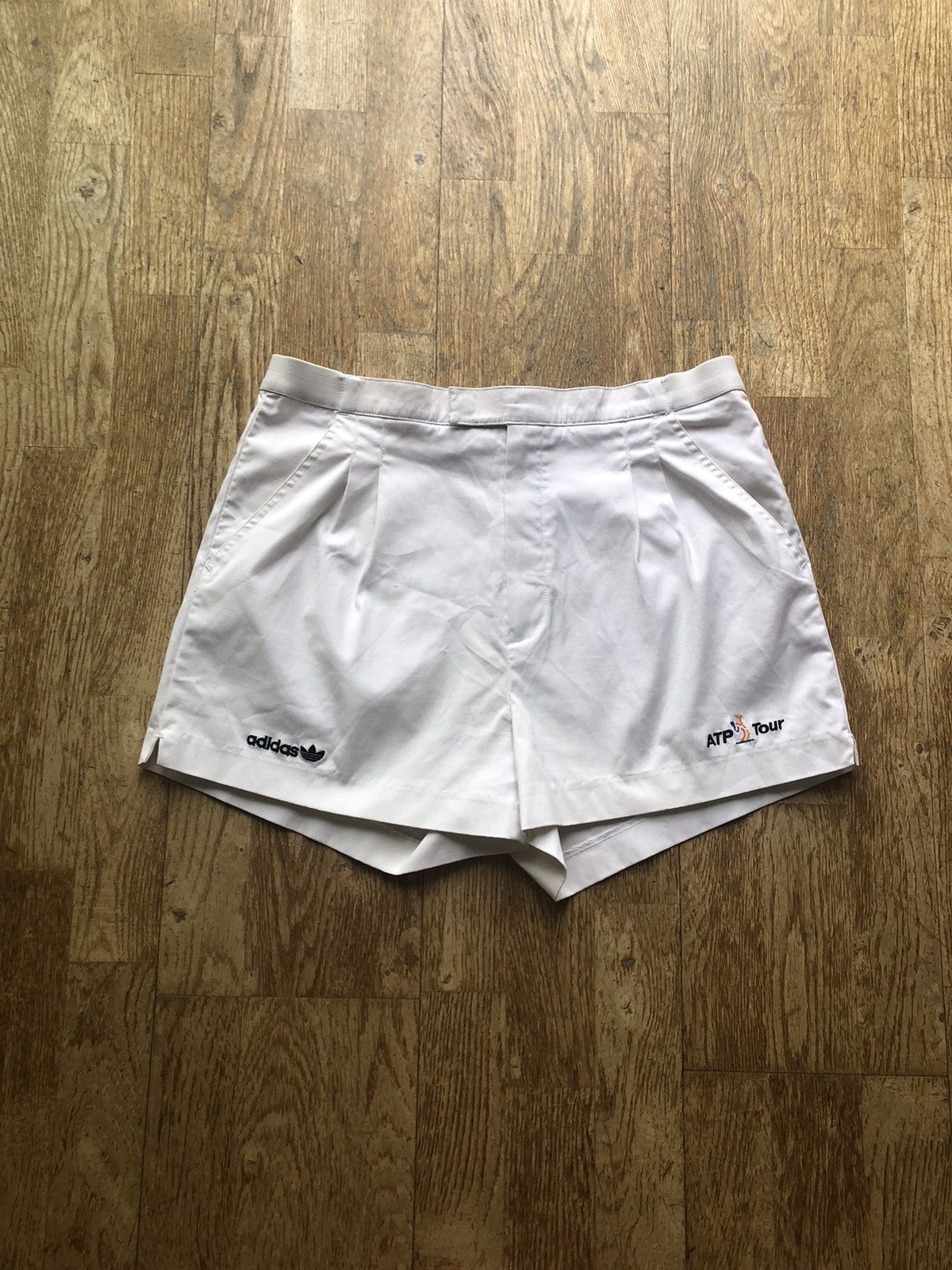 Adidas ADIDAS VINTAGE ATP TOUR TENNIS SPORT SHORTS Size US 34 / EU 50 - 1 Thumbnail