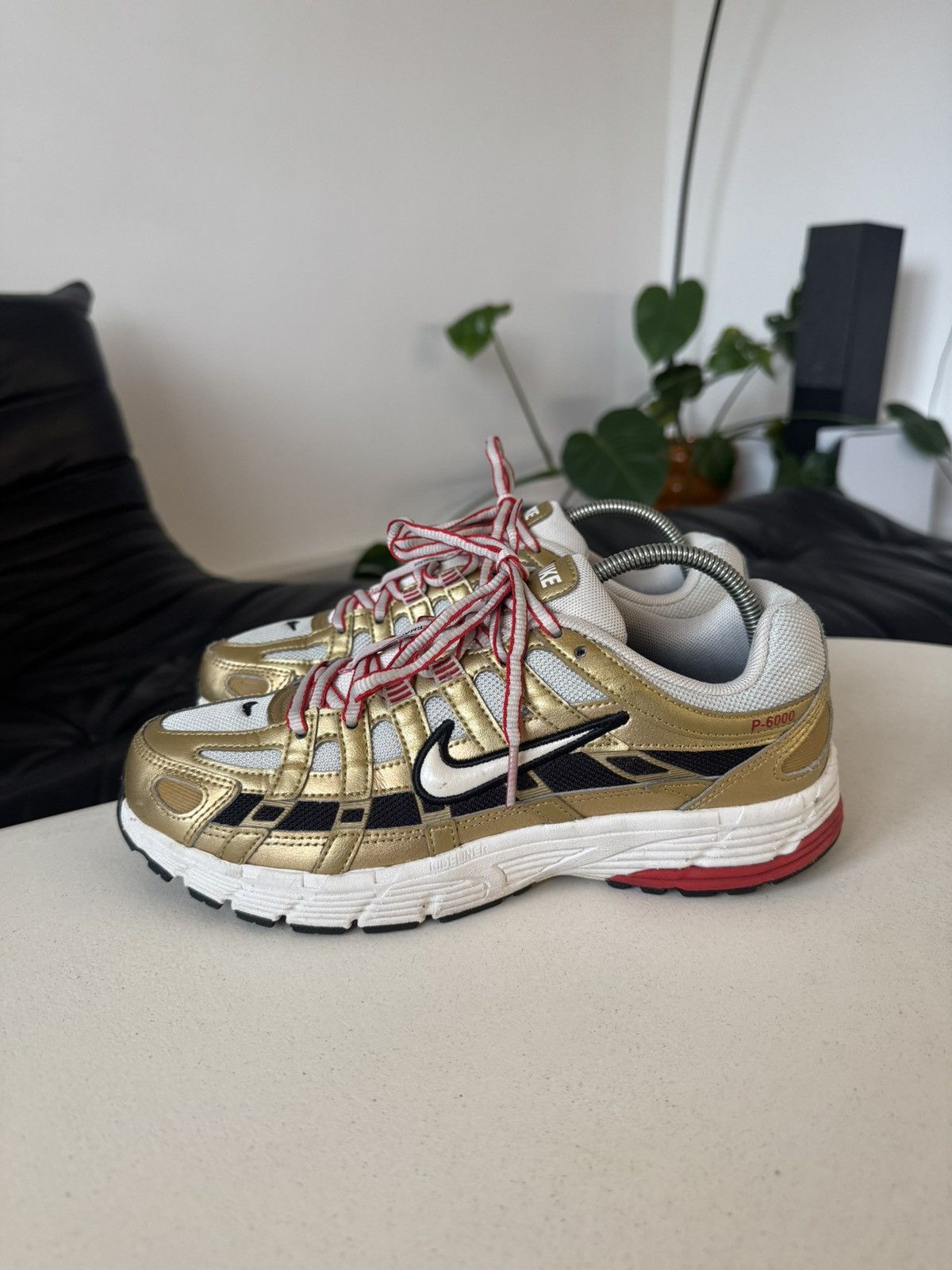 Nike Nike P-6000 Rare Gold Low Sneakers Hype Streetwear Swoosh Size US 7.5 / IT 37.5 - 4 Thumbnail