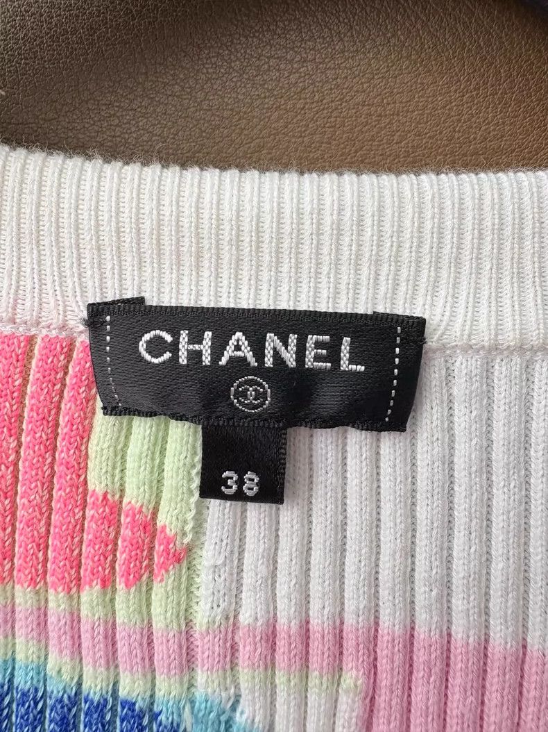 Chanel Chanel 19S Beach Series Catwalk Geometric Rainbow Pattern Size XS / US 0-2 / IT 36-38 - 5 Thumbnail