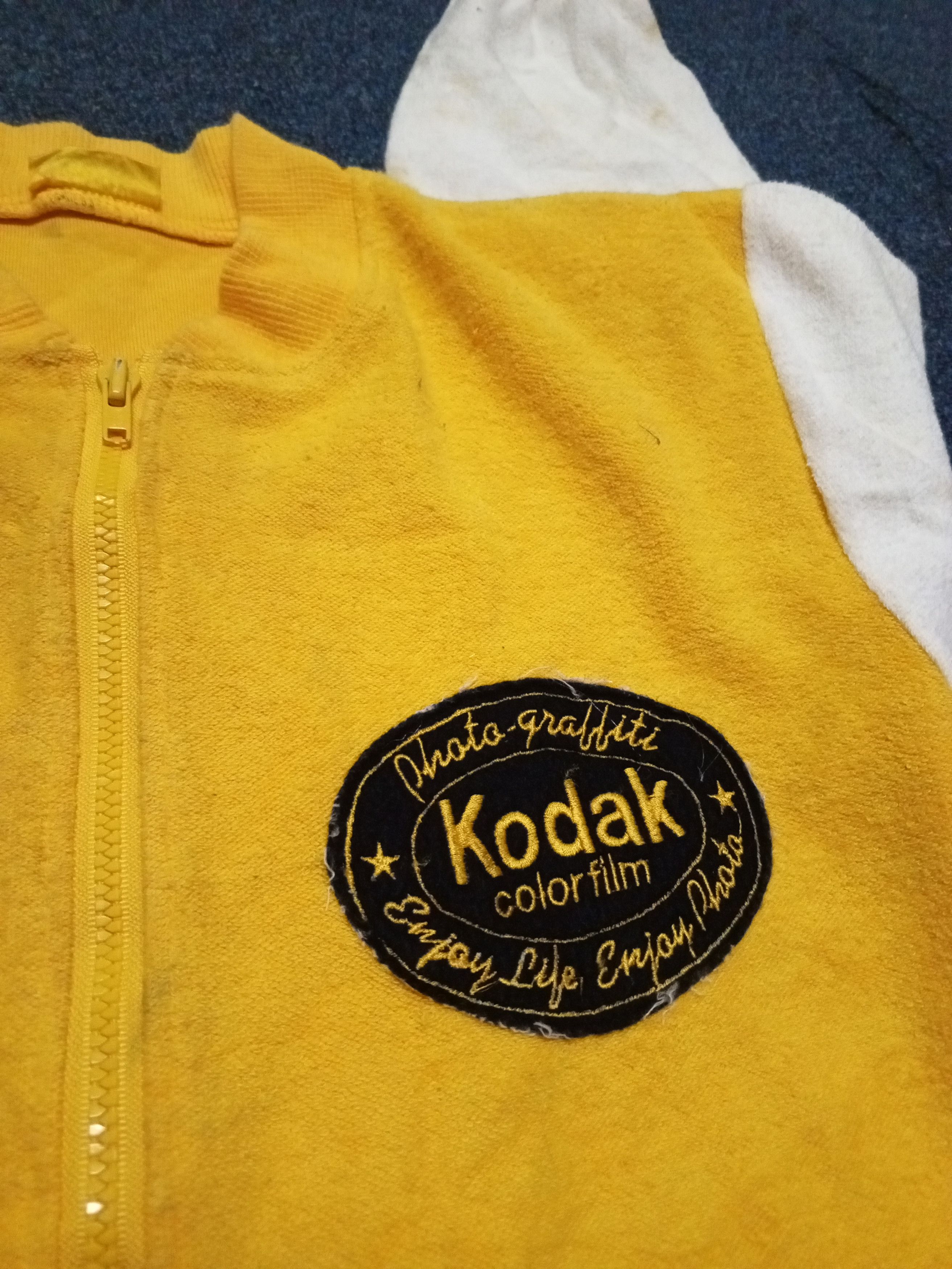 Kodak VTG KODAK COLOR FILM Size US M / EU 48-50 / 2 - 7 Thumbnail
