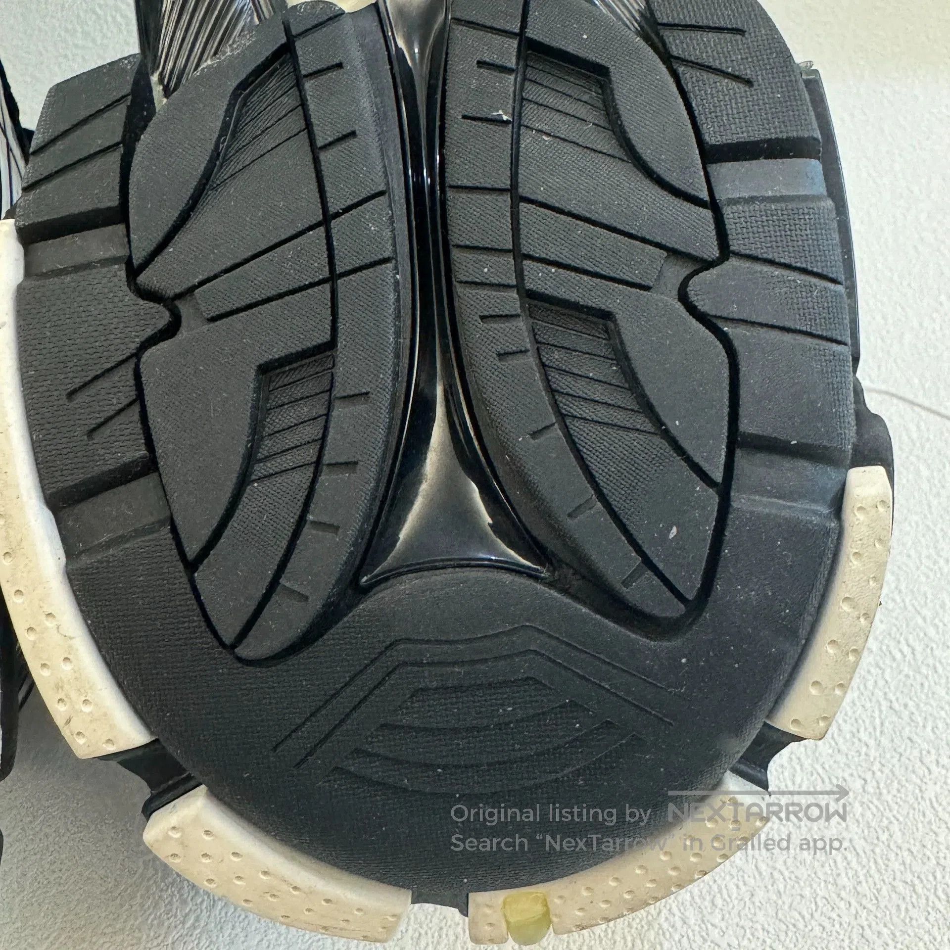 Balenciaga balenciaga runner black and white sneakers. Size US 7.5 / EU 40-41 - 8 Thumbnail