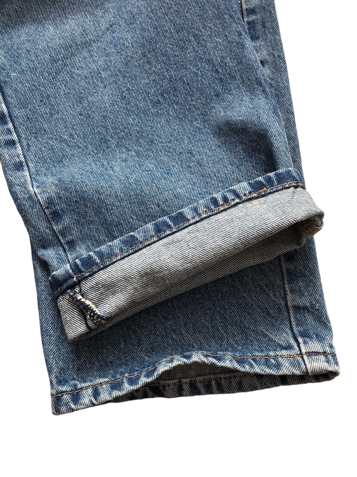 Levi's Vintage Levi's 502 Distressed Ripped Denim Jeans Size US 37 - 6 Thumbnail