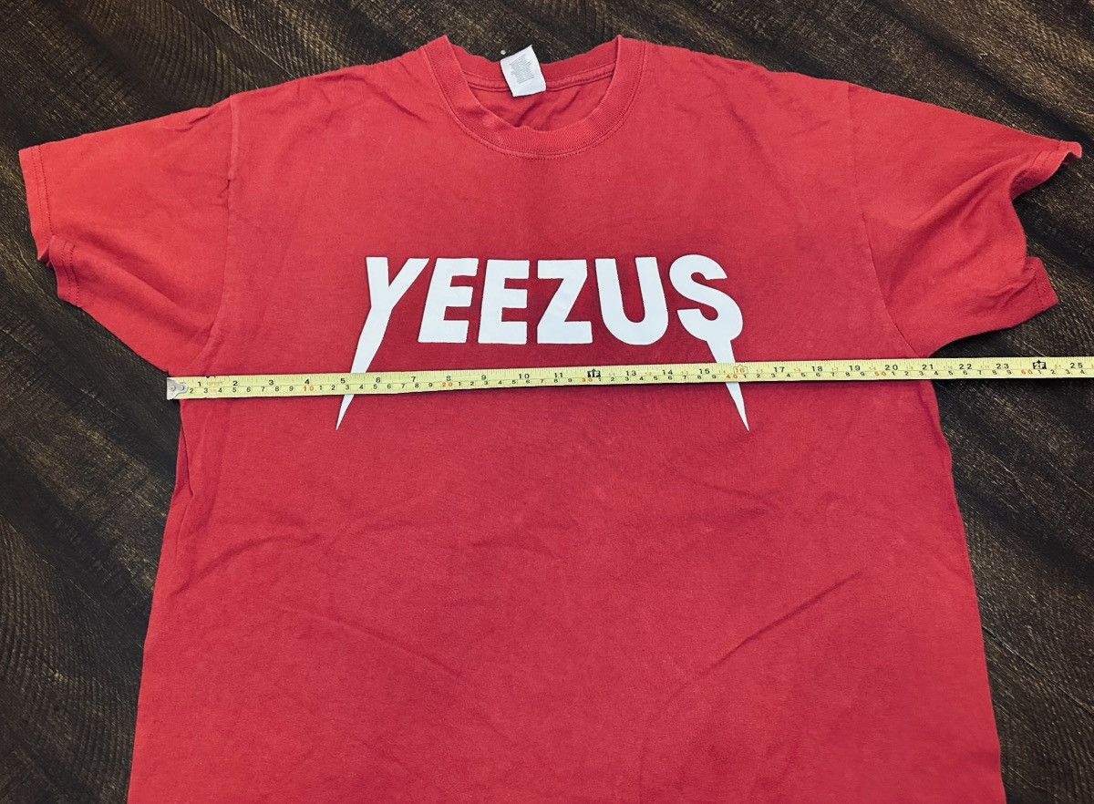Gildan Yeezus Red T-shirt Men’s Kanye West Ye-Size Large Size US L / EU 52-54 / 3 - 6 Thumbnail