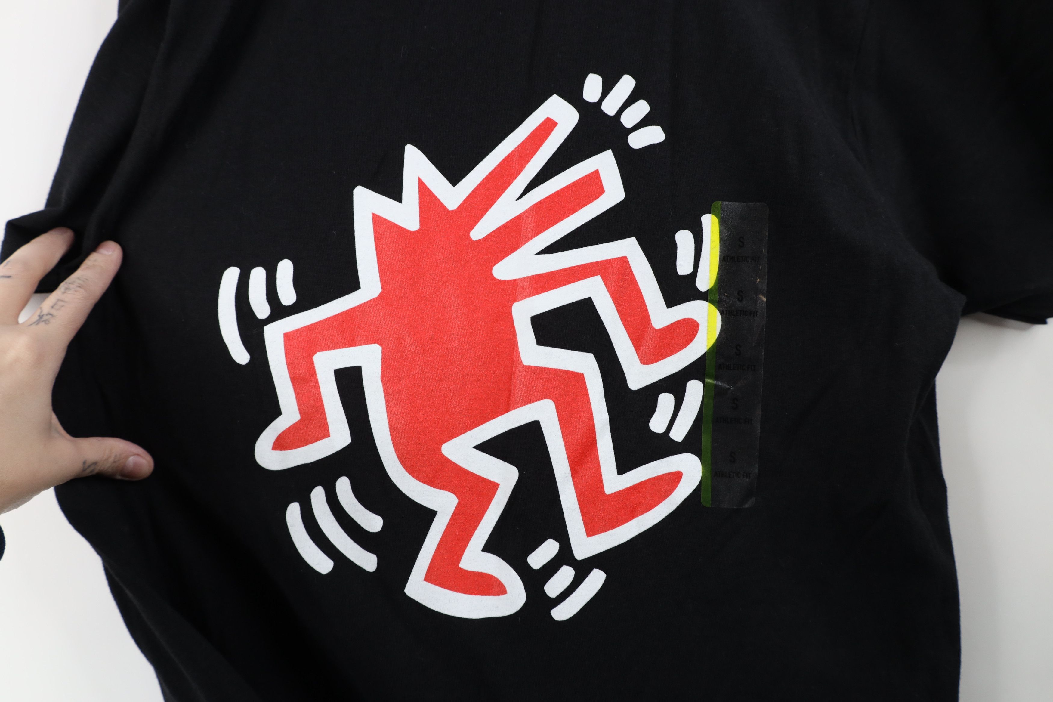 Vintage NOS Retro Y2K Keith Haring Dog Short Sleeve T-Shirt Black Size US S / EU 44-46 / 1 - 4 Thumbnail