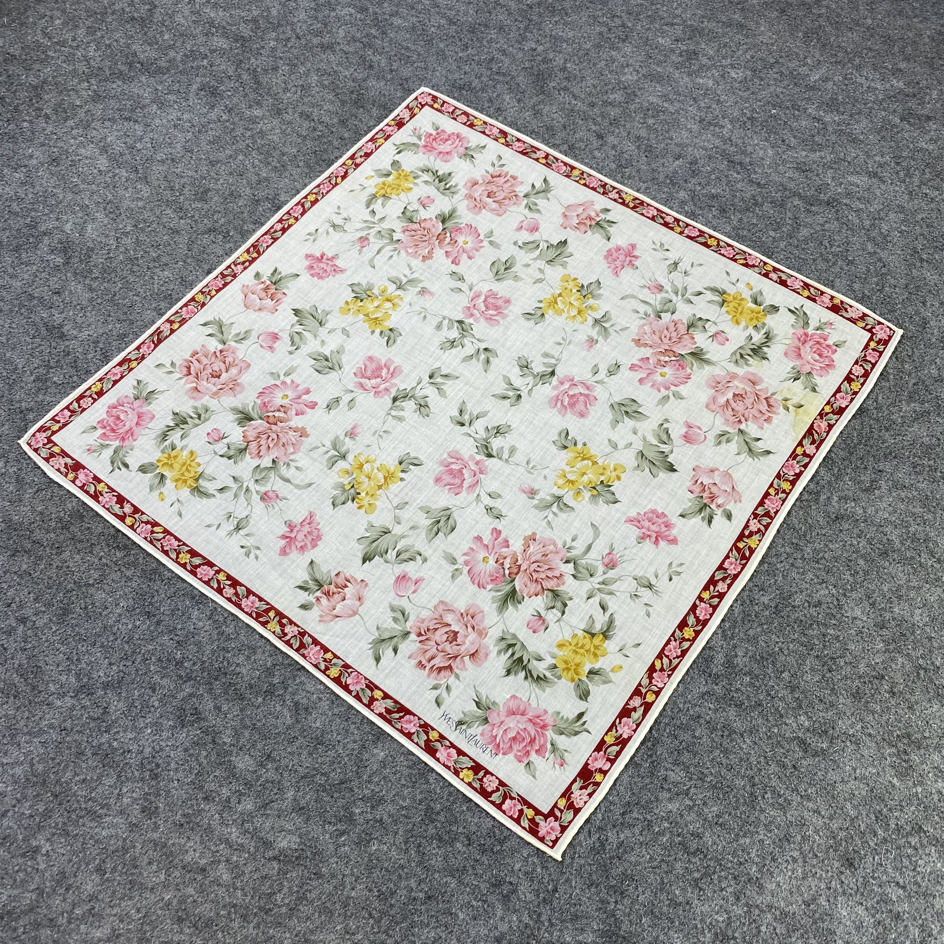 Yves Saint Laurent Yves Saint Laurent Handkerchief /Bandana /Neckerchief-B2266 Size ONE SIZE - 4 Thumbnail