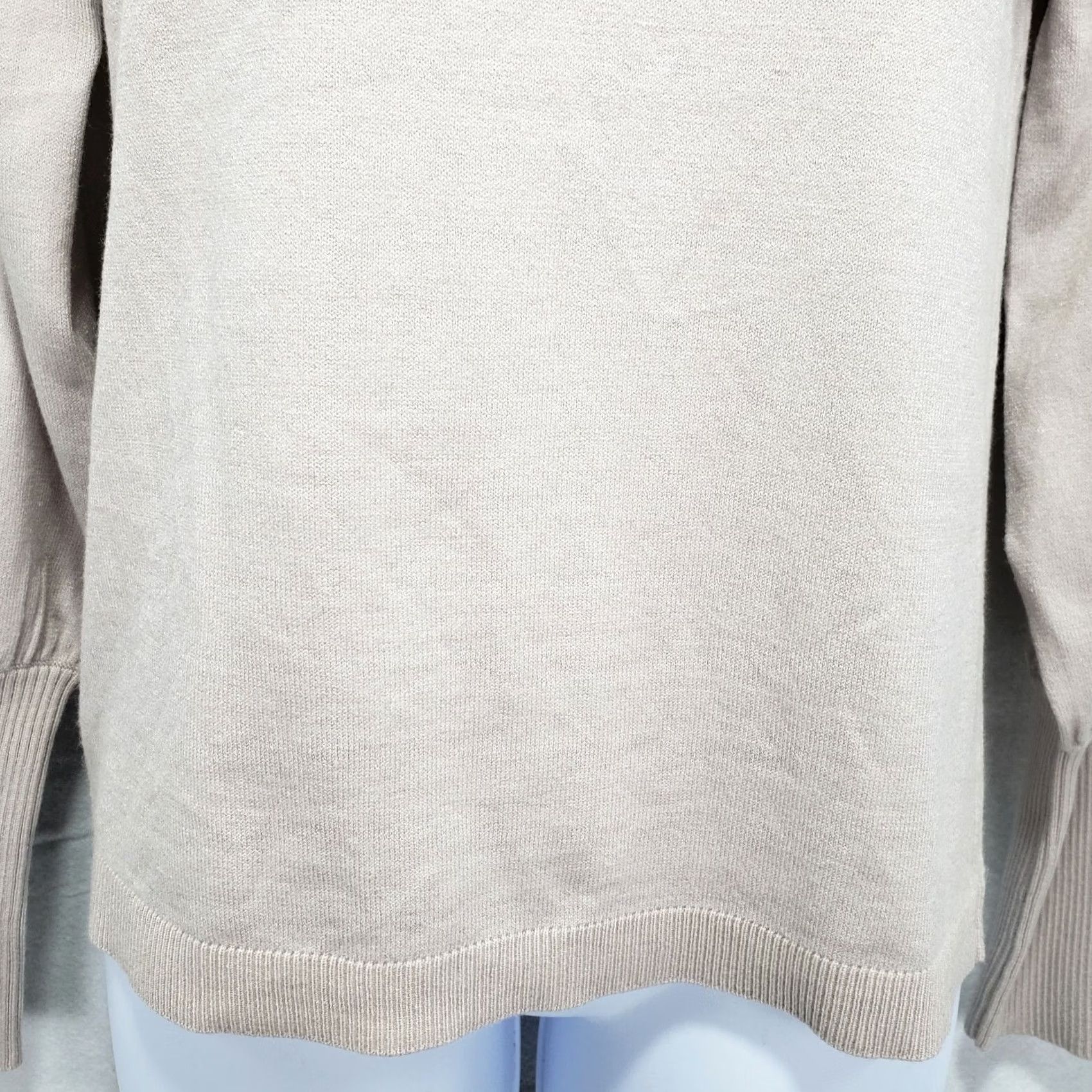 Vintage MAGASCHONI Women's long sleeve pullover sweater Size M Beige Knit Viscose/Polyester/Nylon Solid All Seasons Pullover Womens M Beige Sweater Size S / US 4 / IT 40 - 5 Thumbnail