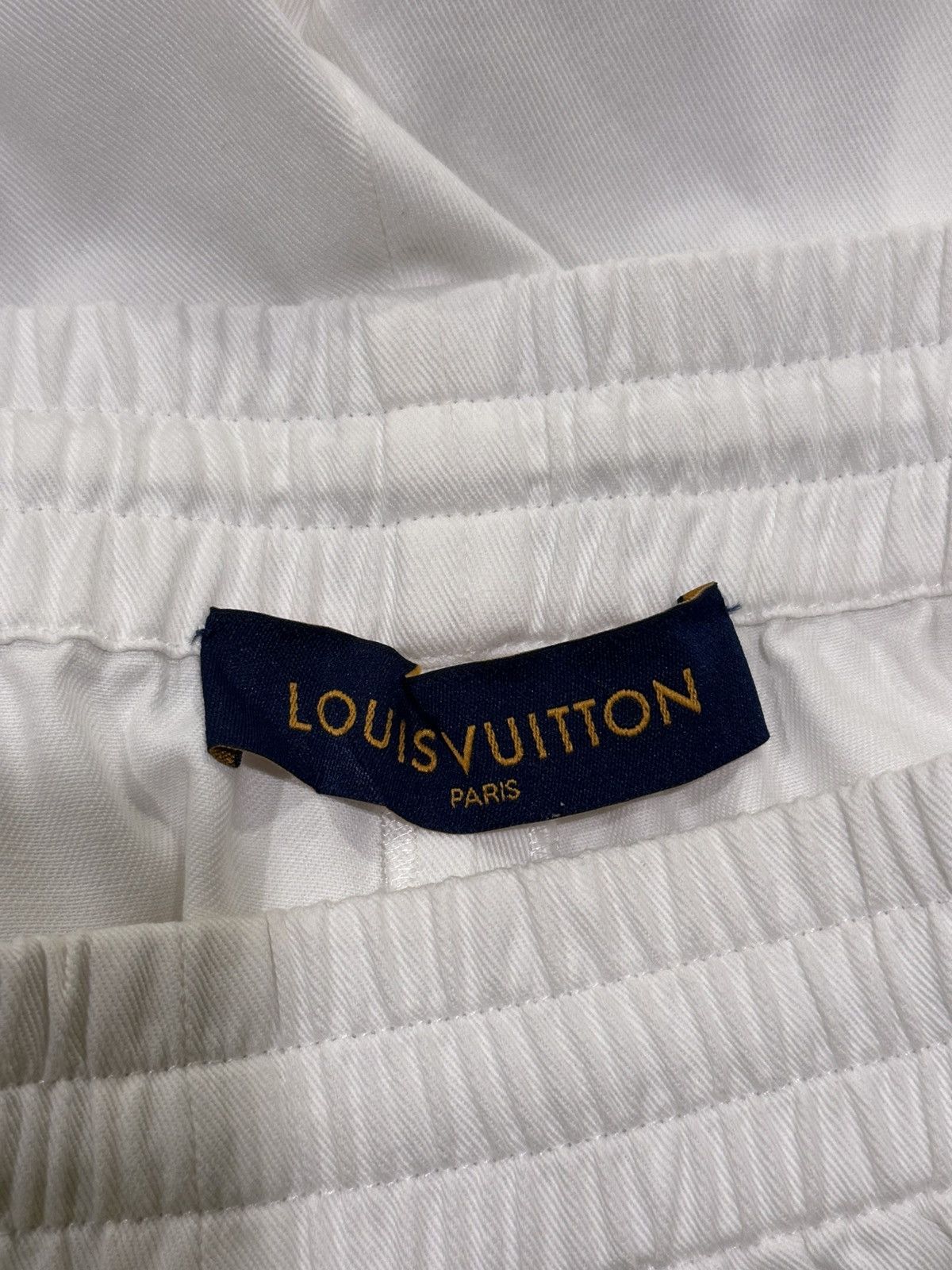 Louis Vuitton Louis Vuitton x NBA x Virgil Embroidered White Shorts Size US 36 / EU 52 - 8 Thumbnail