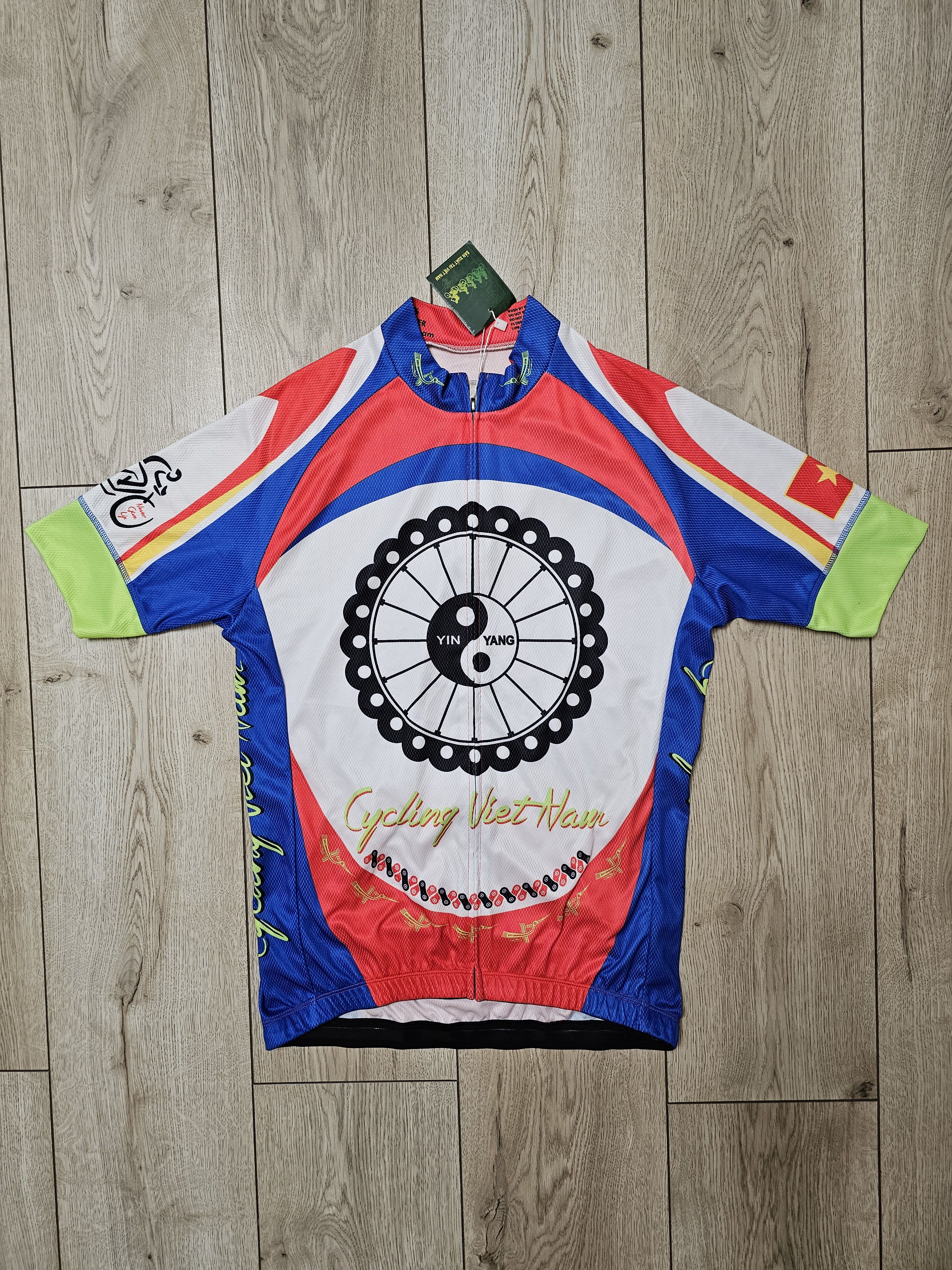 All Sport VIETNAM CYCLING JERSEY VELO YIN YANG CYCLING JERSEY NEW Size US L / EU 52-54 / 3 - 1 Thumbnail