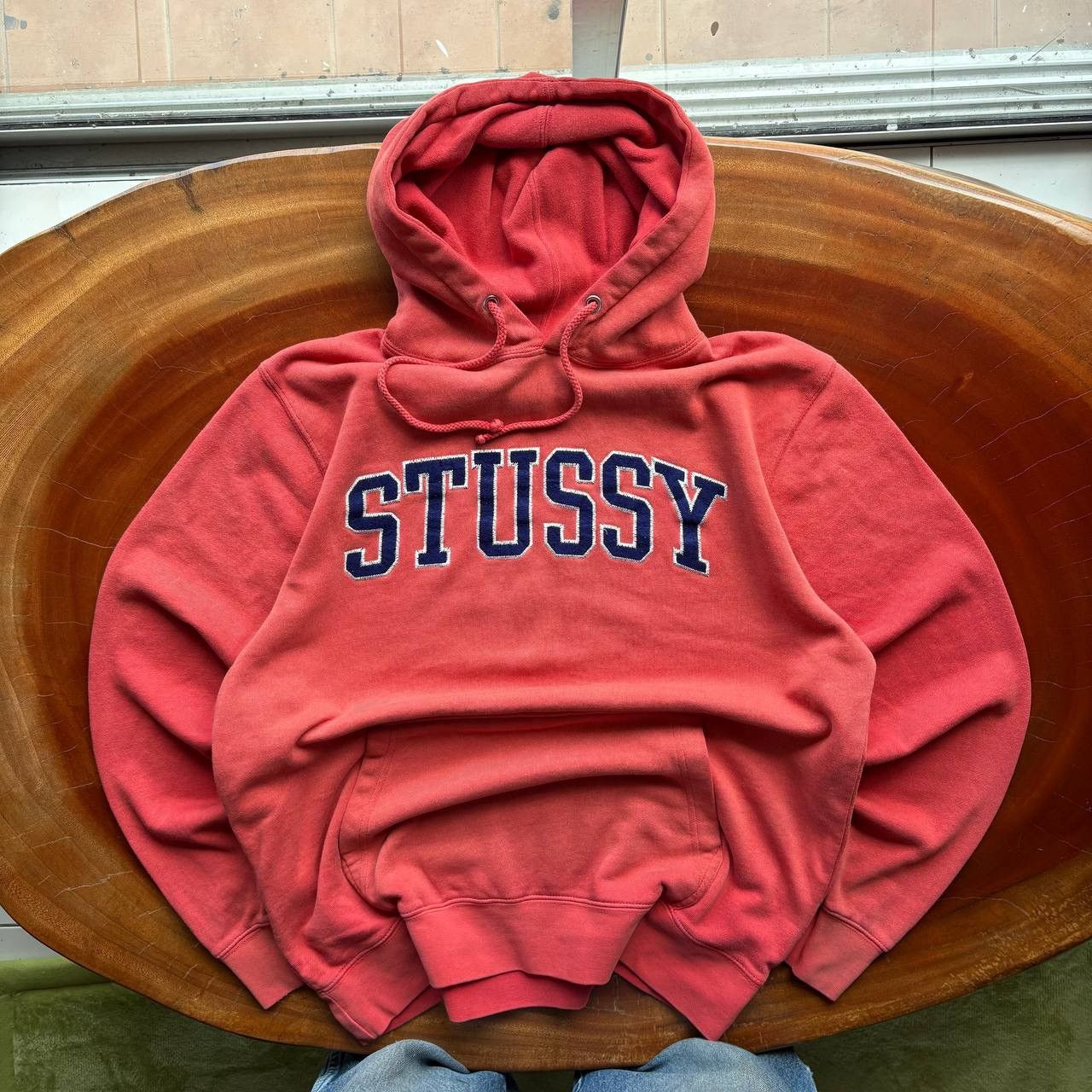 Stussy Y2K 04-06 Stussy Arch Sunfaded Salmon Colored Hoodie Size US L / EU 52-54 / 3 - 1 Thumbnail