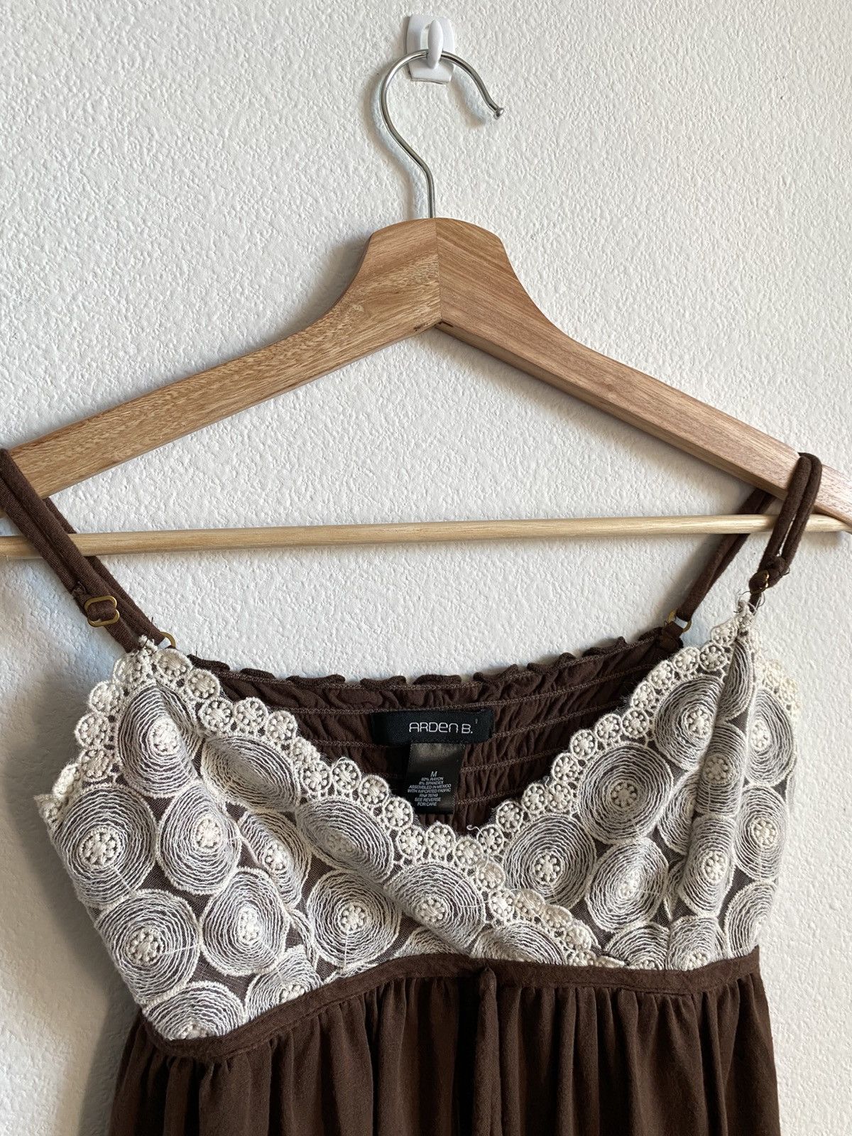 Other Flowy Beaded Lace Blouse Size M / US 6-8 / IT 42-44 - 2 Thumbnail